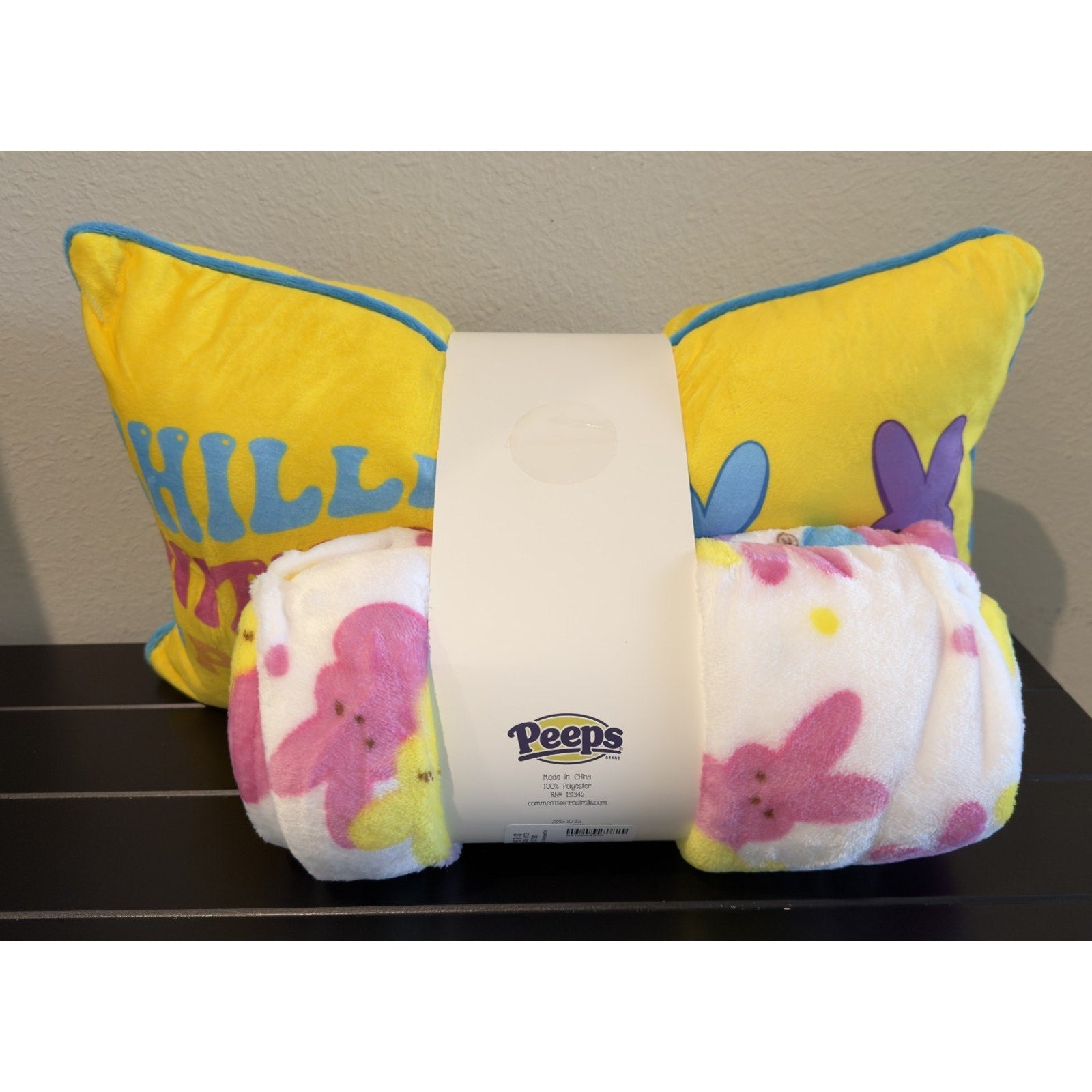 Peeps Yellow 2-Piece Plush Set — Throw & Pillow 50x60 - NEW