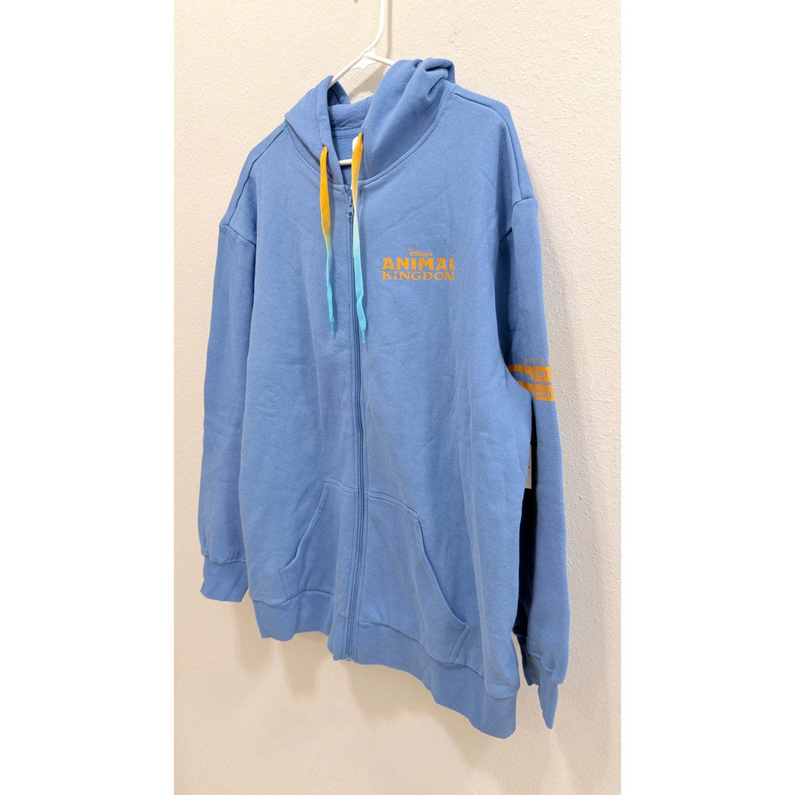 NWT Disney Parks Animal Kingdom Expedition Everest Blue Zip Hoodie - Large
