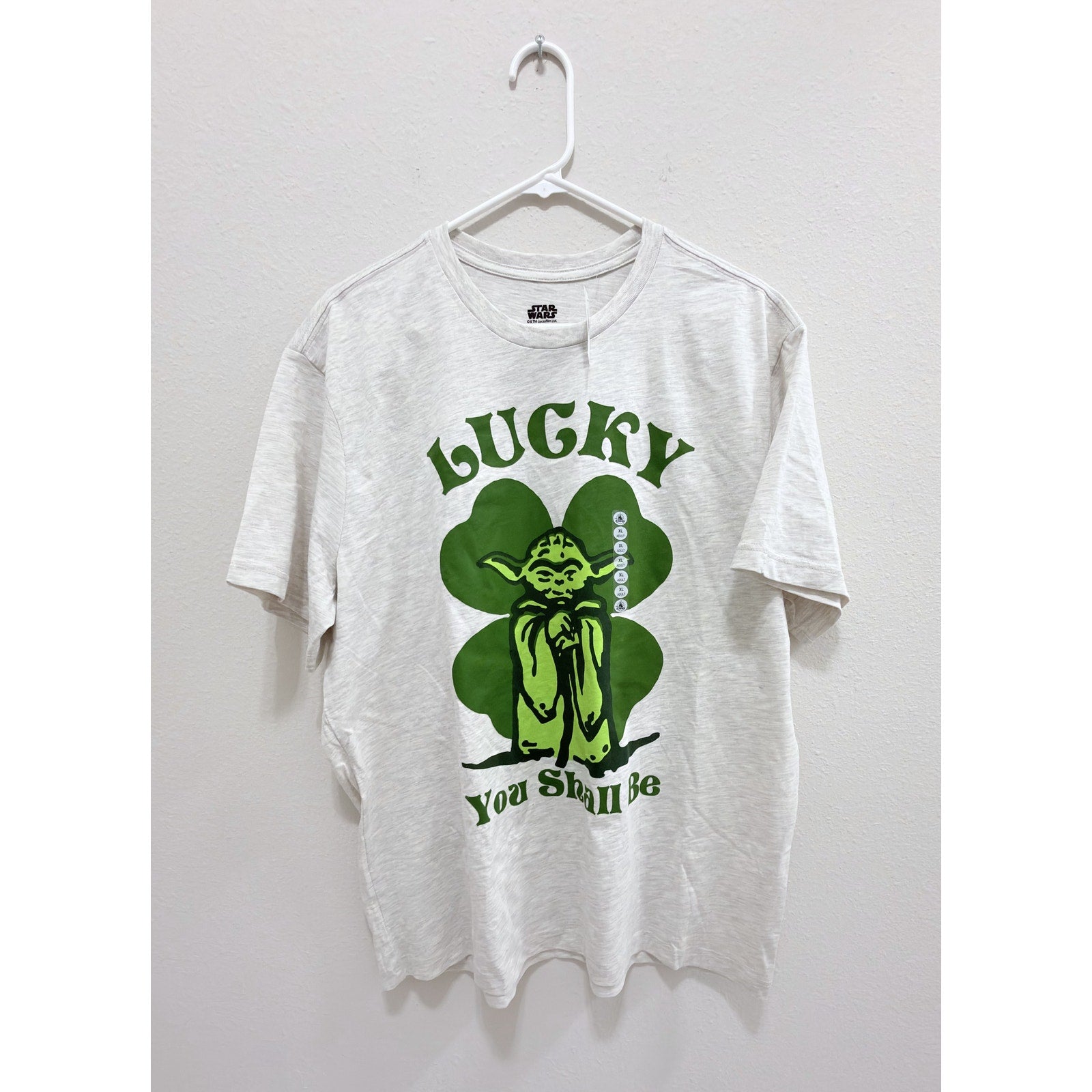 NWT Disney Star Wars Yoda "Lucky You Shall Be" Adults XL T-Shirt
