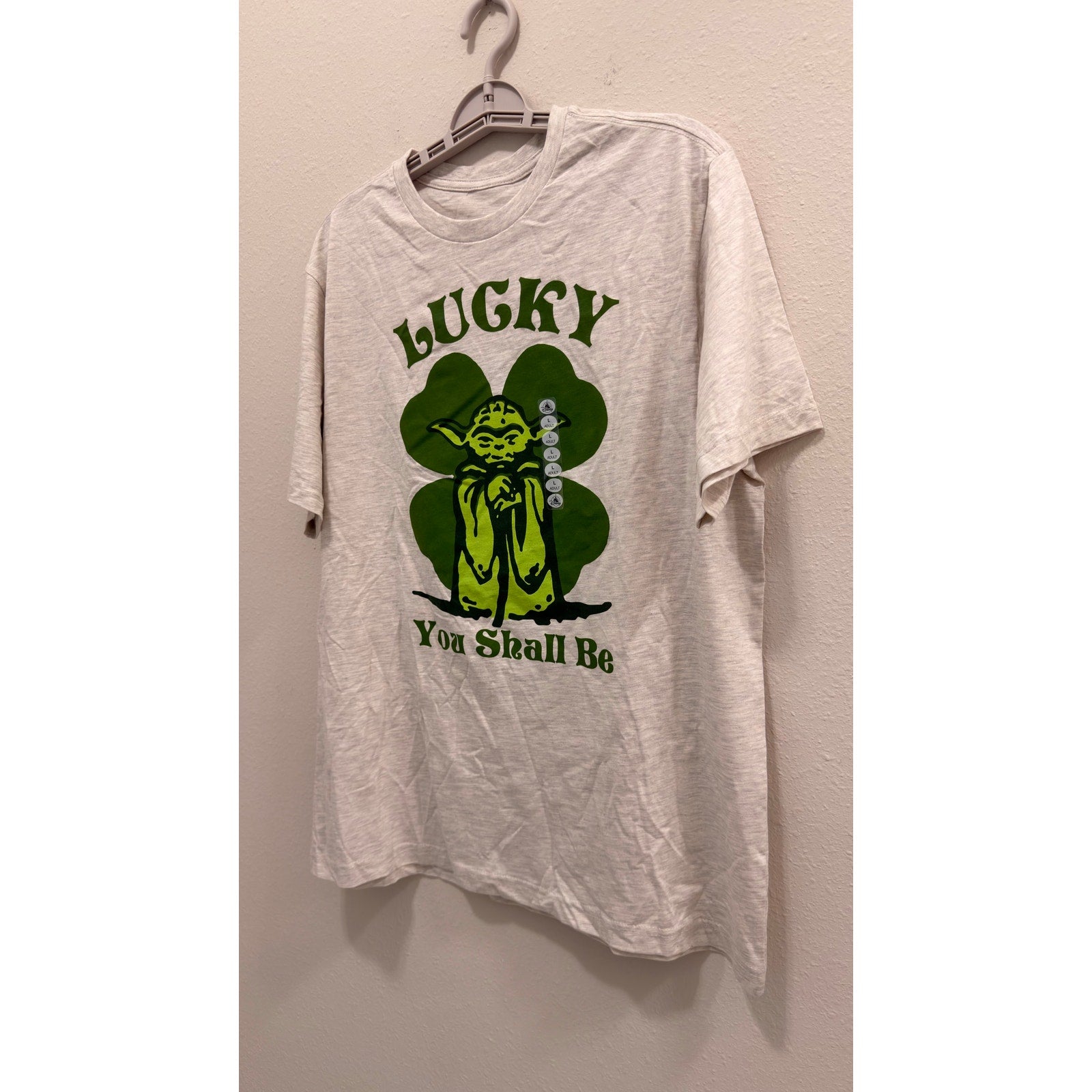 Disney Parks Yoda St. Patrick’s Day "Lucky You Shall Be" T-Shirt Adult Large NWT