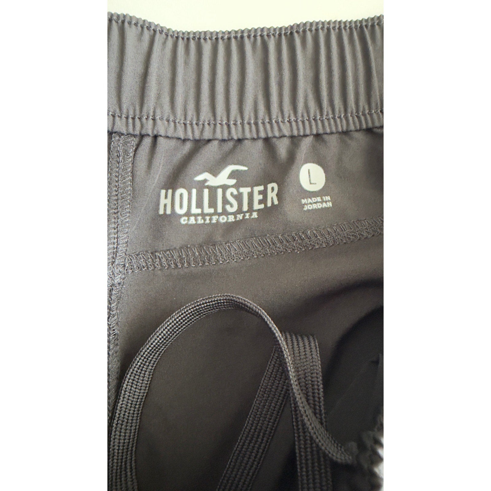 Hollister Men’s Hybrid Active Shorts 5” Black Size Large