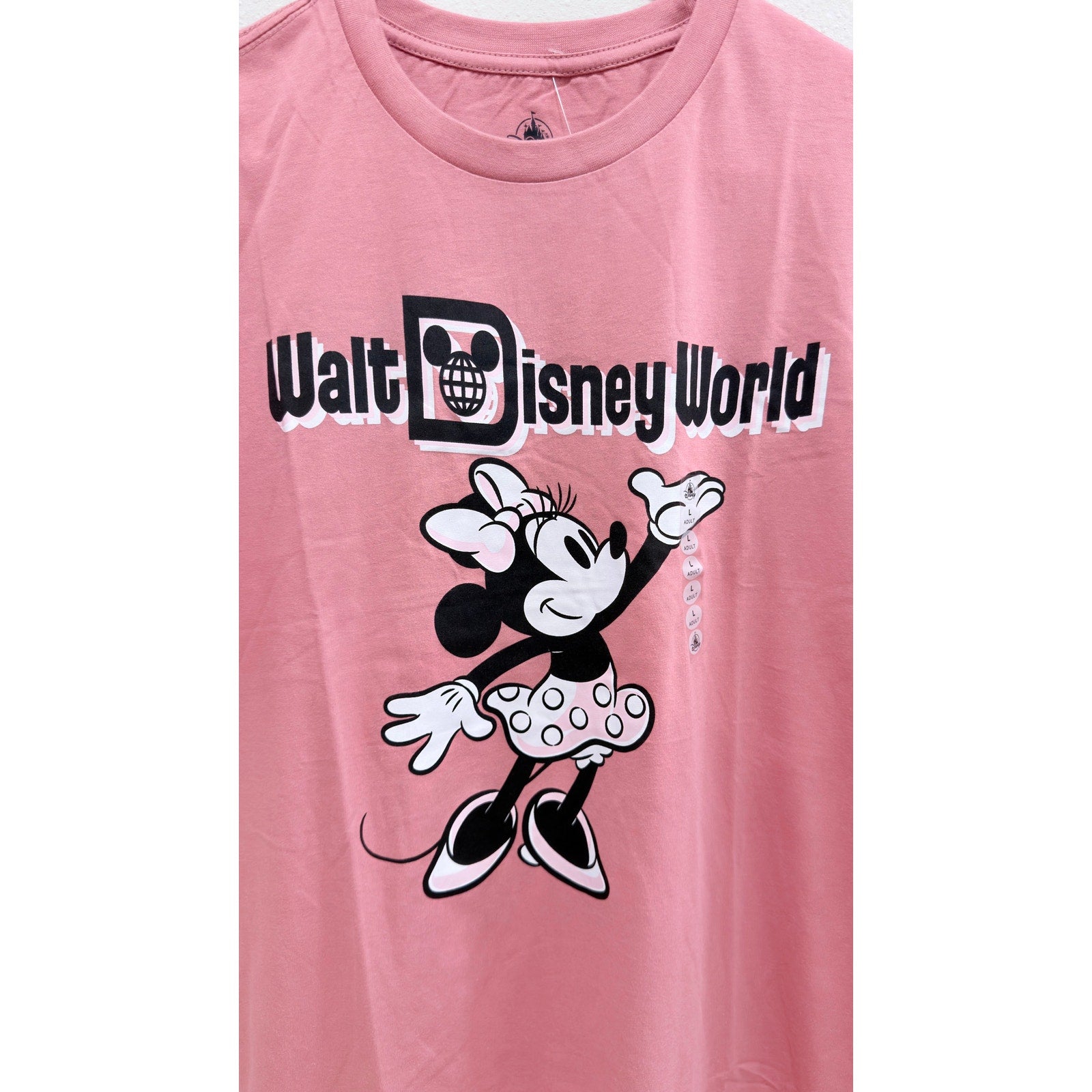 NWT Walt Disney World Minnie Mouse Graphic Tee - Large