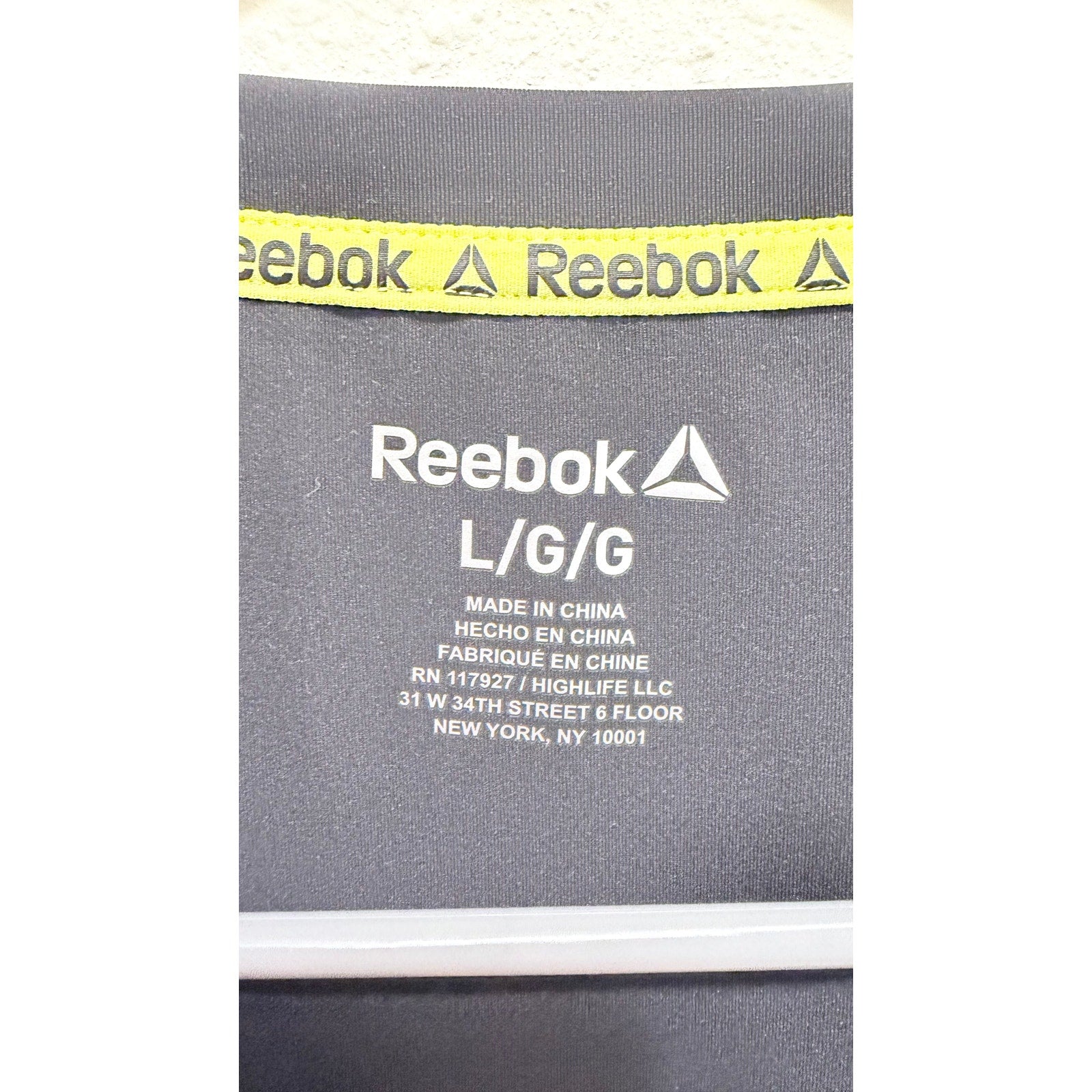 NWOT Reebok Men's Black No Obstacles Performance Tee - Large