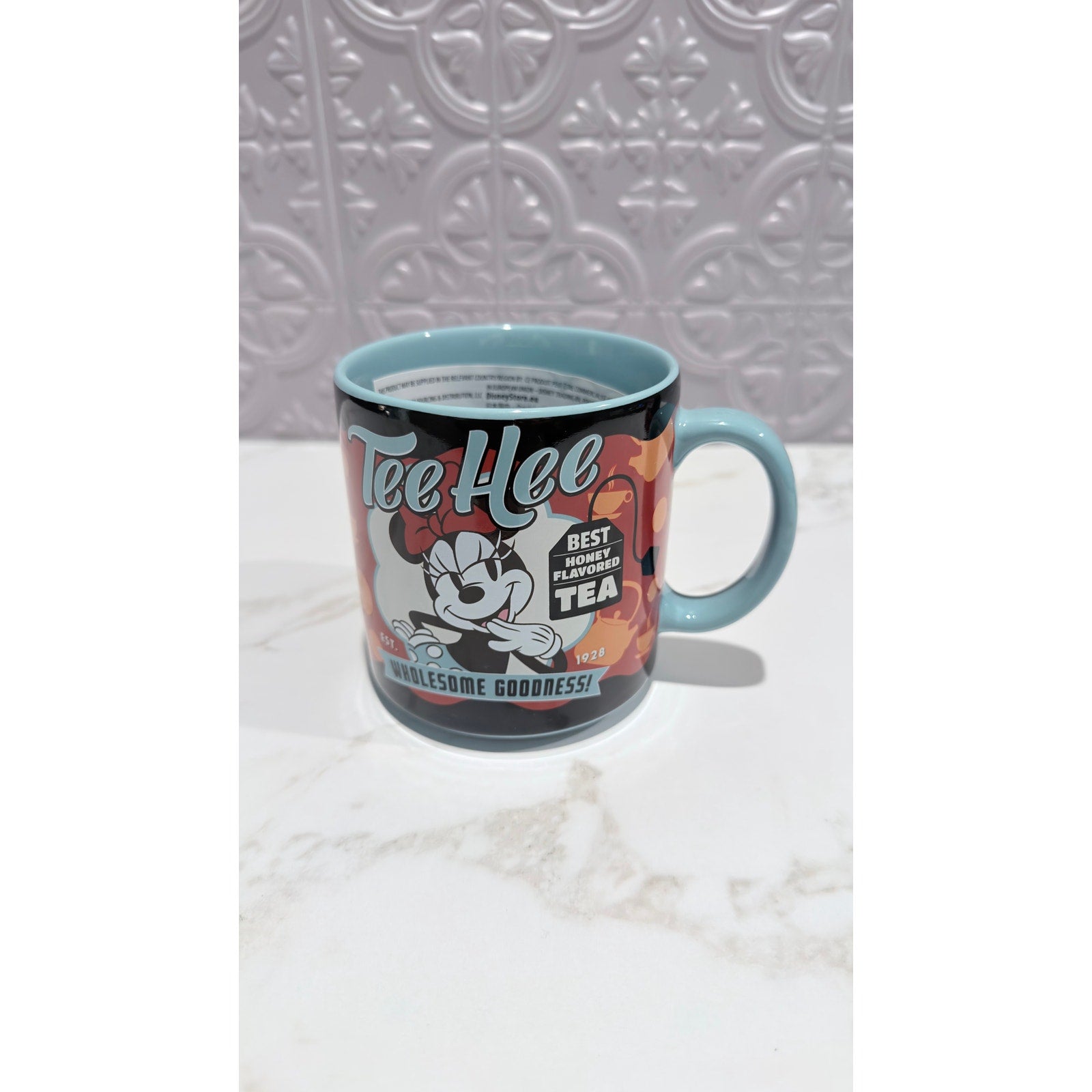 Disney Parks Minnie Mouse Tee Hee Tea Coffee Mug 17 oz NEW