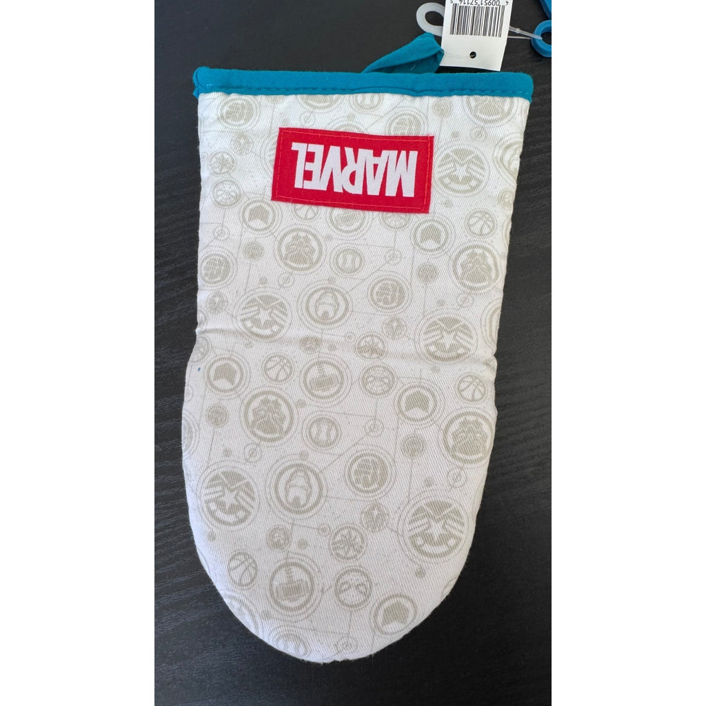 NEW Disney Parks Marvel Hot Plate & Oven Mitt Set | Silicone Trivet & Mitt