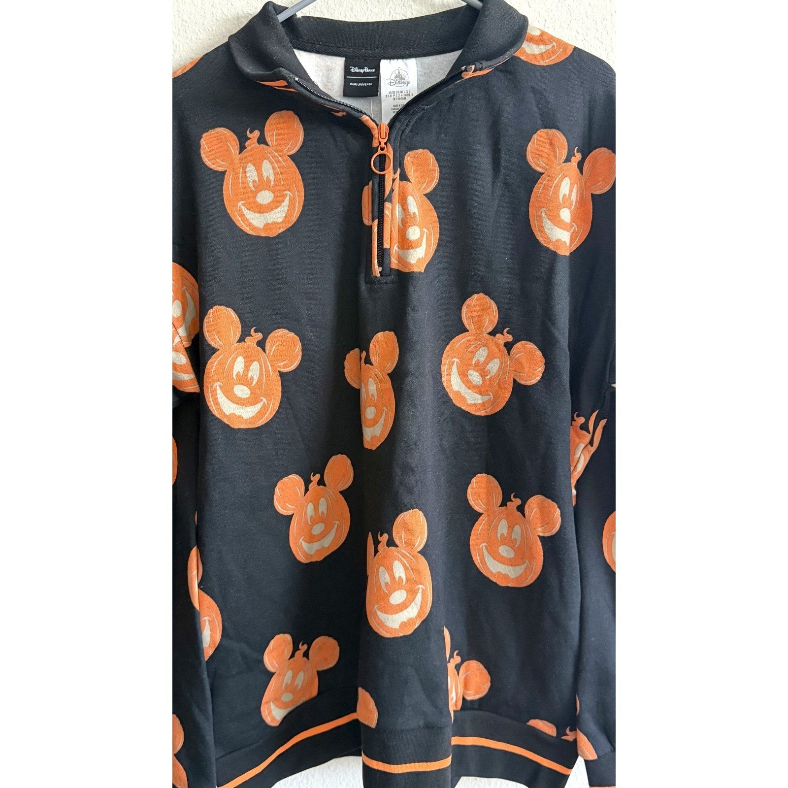 Disney Parks Mickey Mouse Halloween 1/4 Zip Unisex Pullover Sweatshirt XL NWT