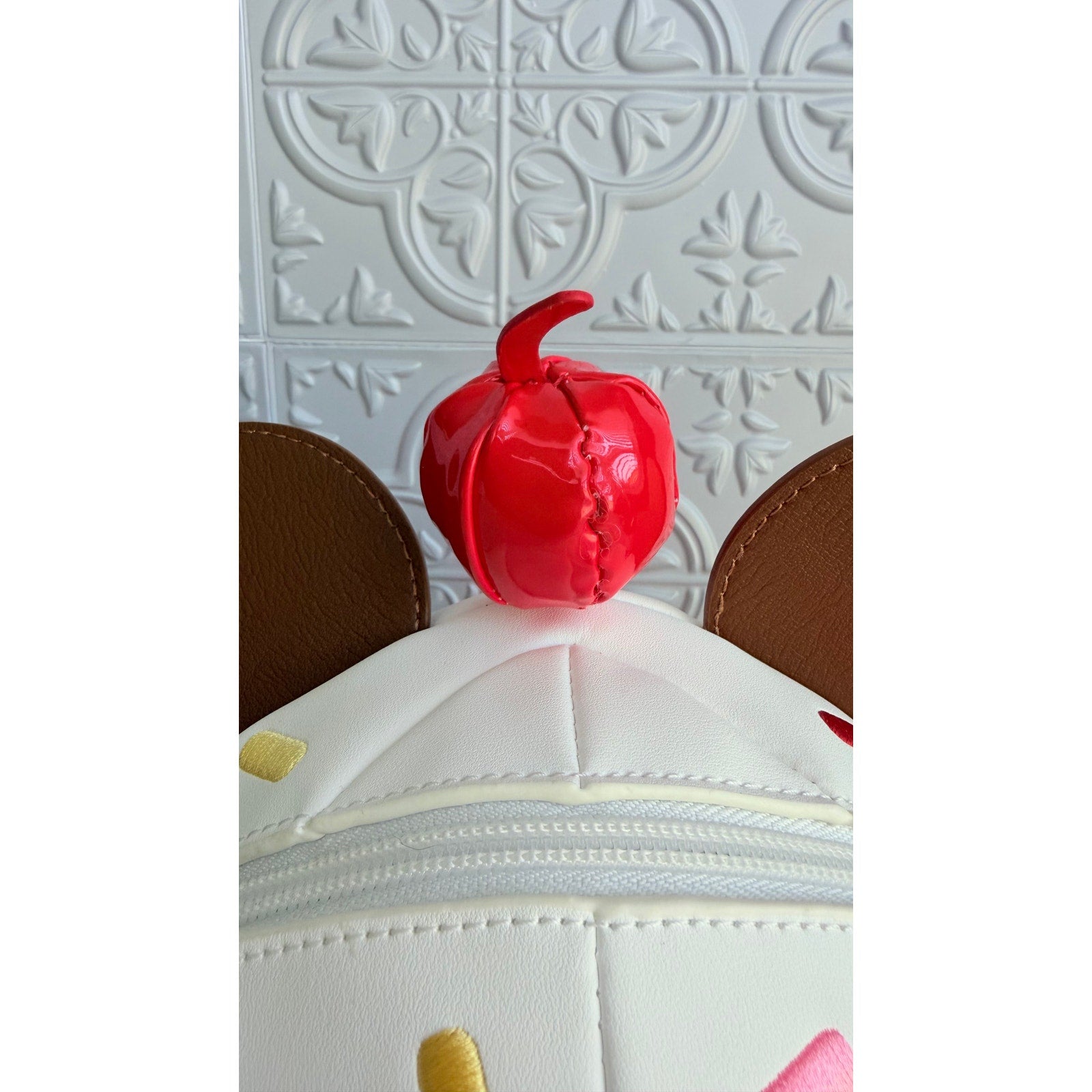 Disney Parks 2026 Beach Club Resort Beaches & Cream Loungefly Crossbody Bag NWT
