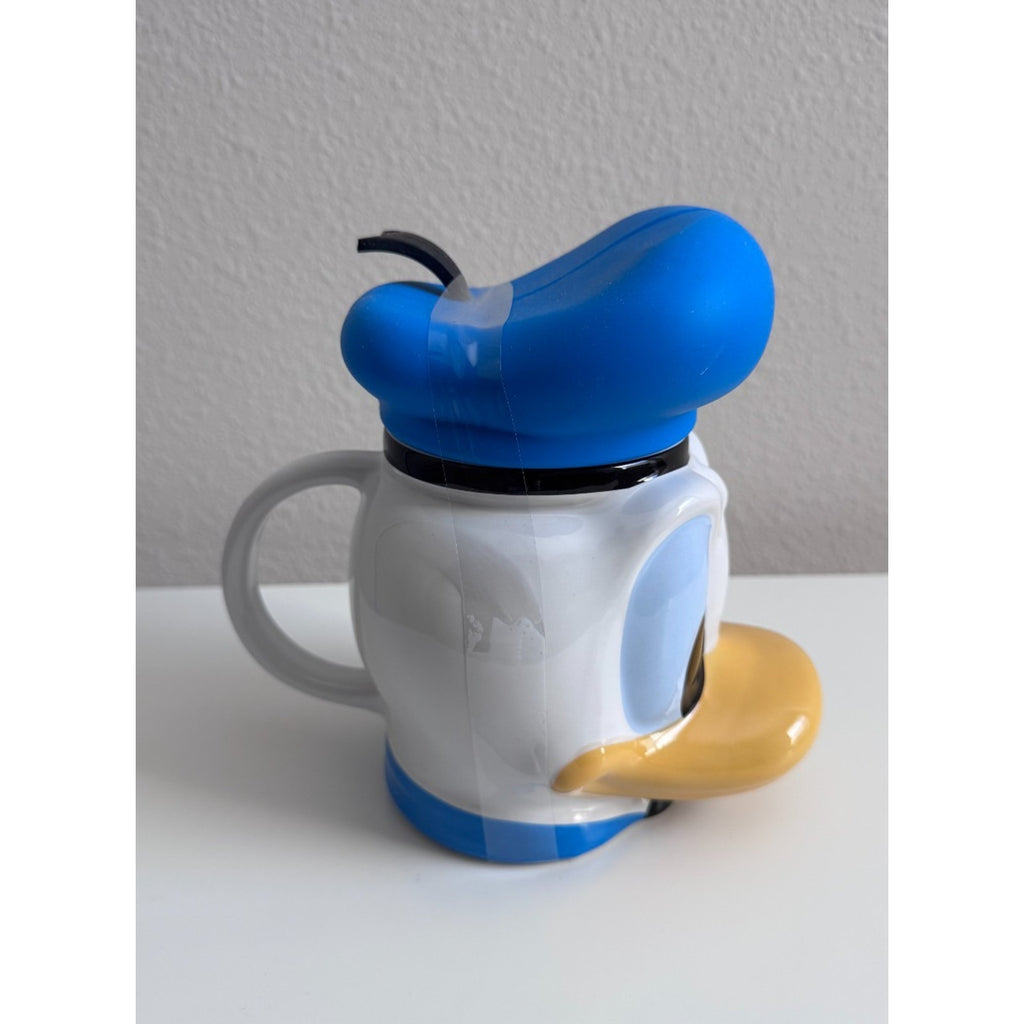 Donald Duck 90th Anniversary 22oz Coffee Mug with Silicone Hat Topper NEW