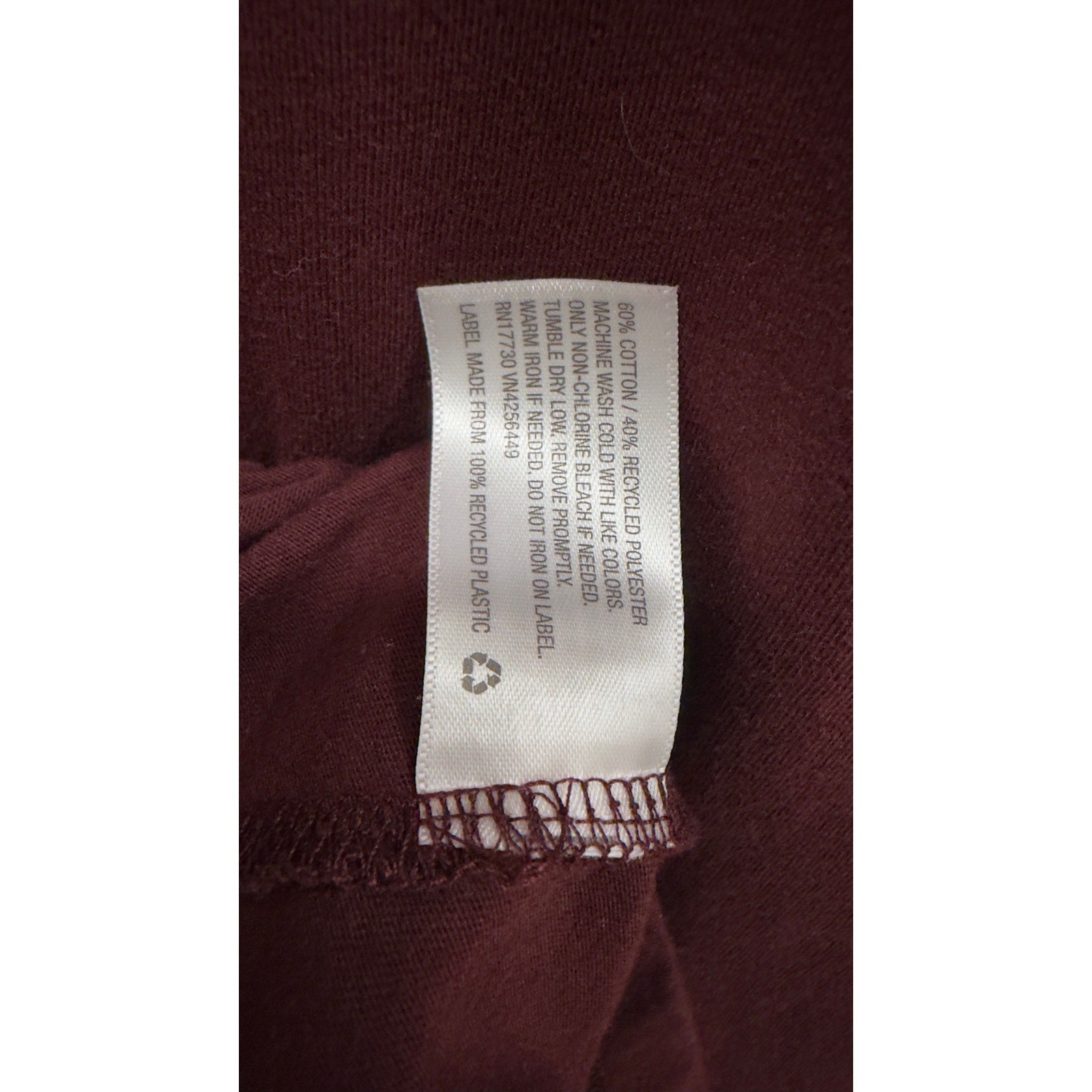 Goodfellow & Co. Men's Lyndale V-Neck T-Shirt 2-Pack Size Large Blue/Burgundy