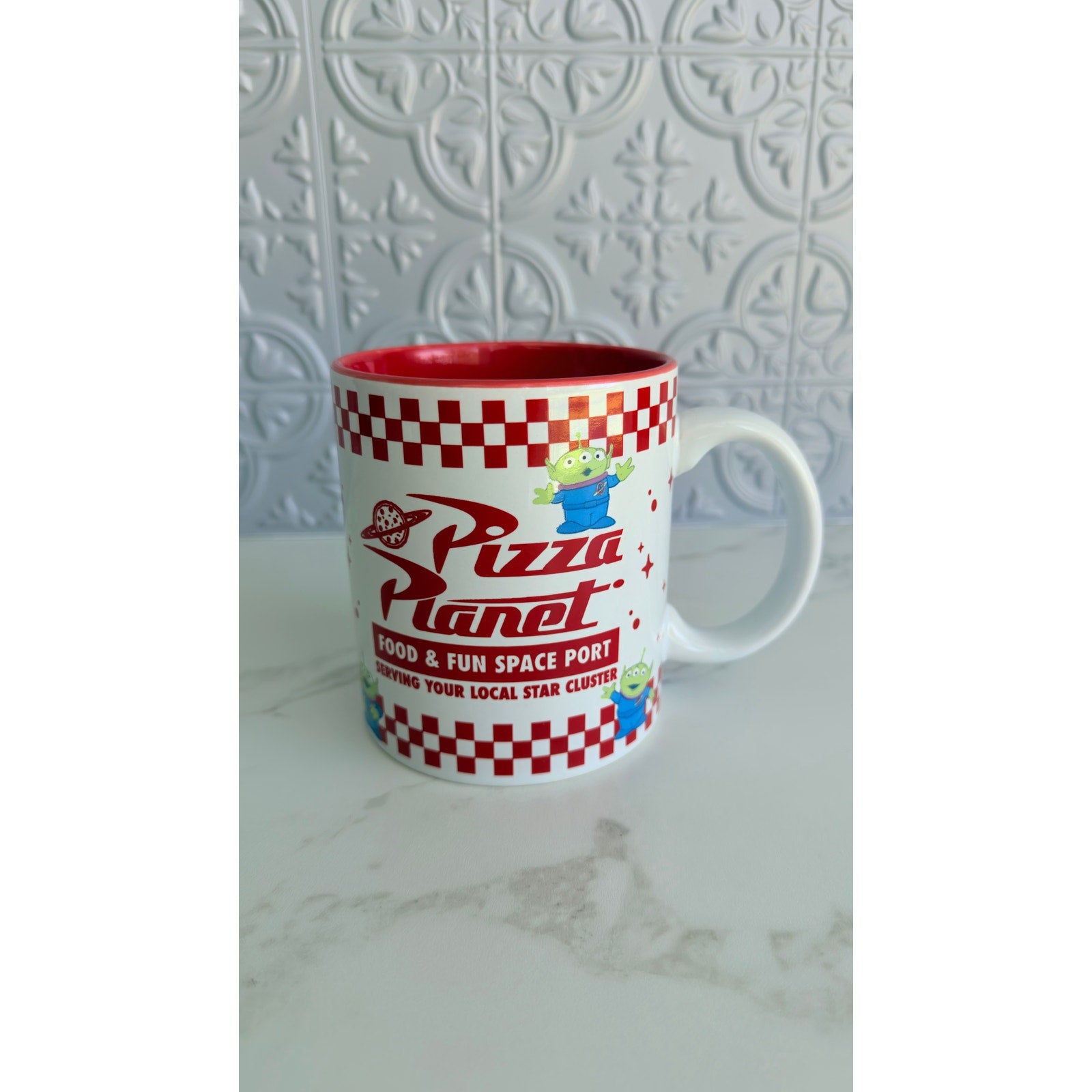 Silver Buffalo Disney Pixar Toy Story Pizza Planet Alien Coffee Mug 20oz New