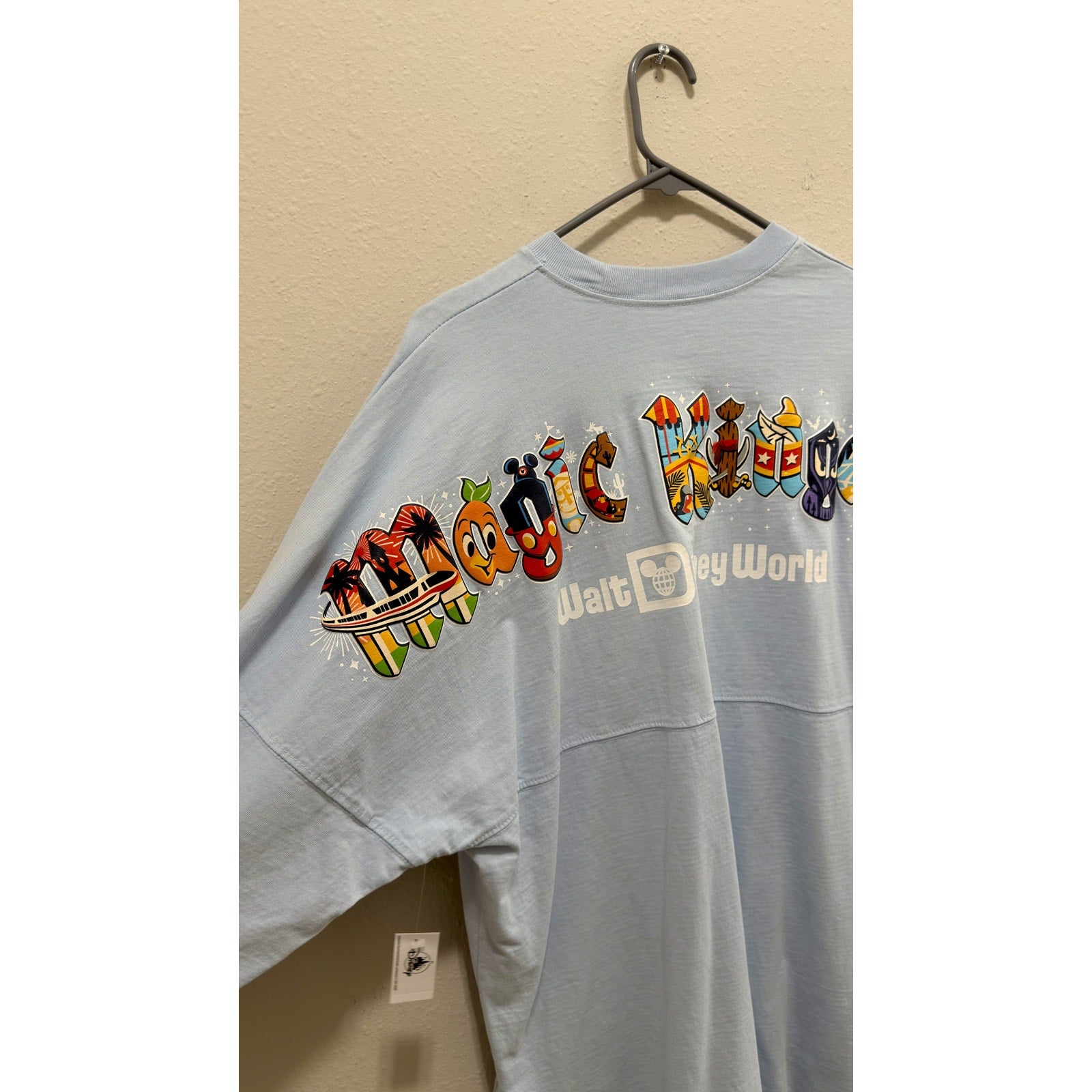 Walt Disney World Magic Kingdom Park Icons Spirit Jersey Light Blue Large NWT