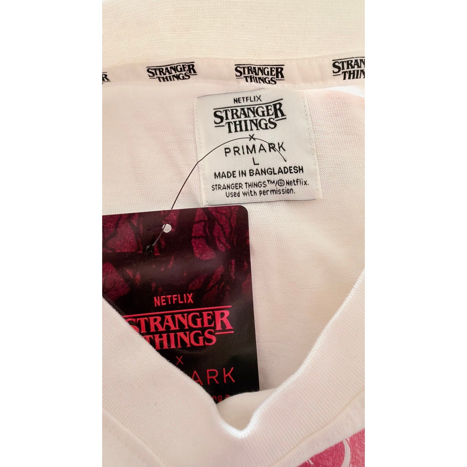 NWT Netflix Stranger Things x Primark WSQK Graphic Tee - Large