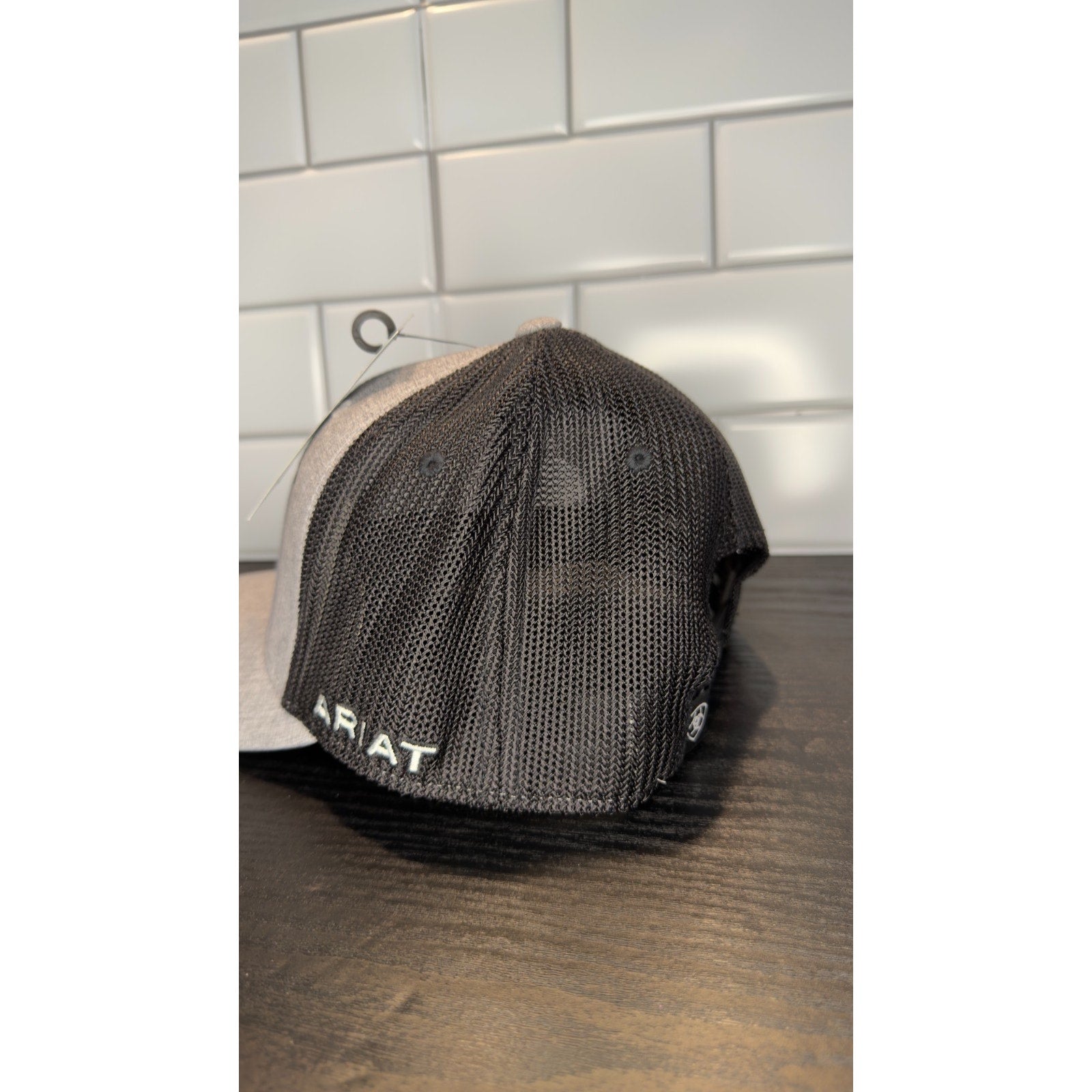 Ariat Men’s Aztec Longhorn Mesh Snapback Trucker Cap NWT