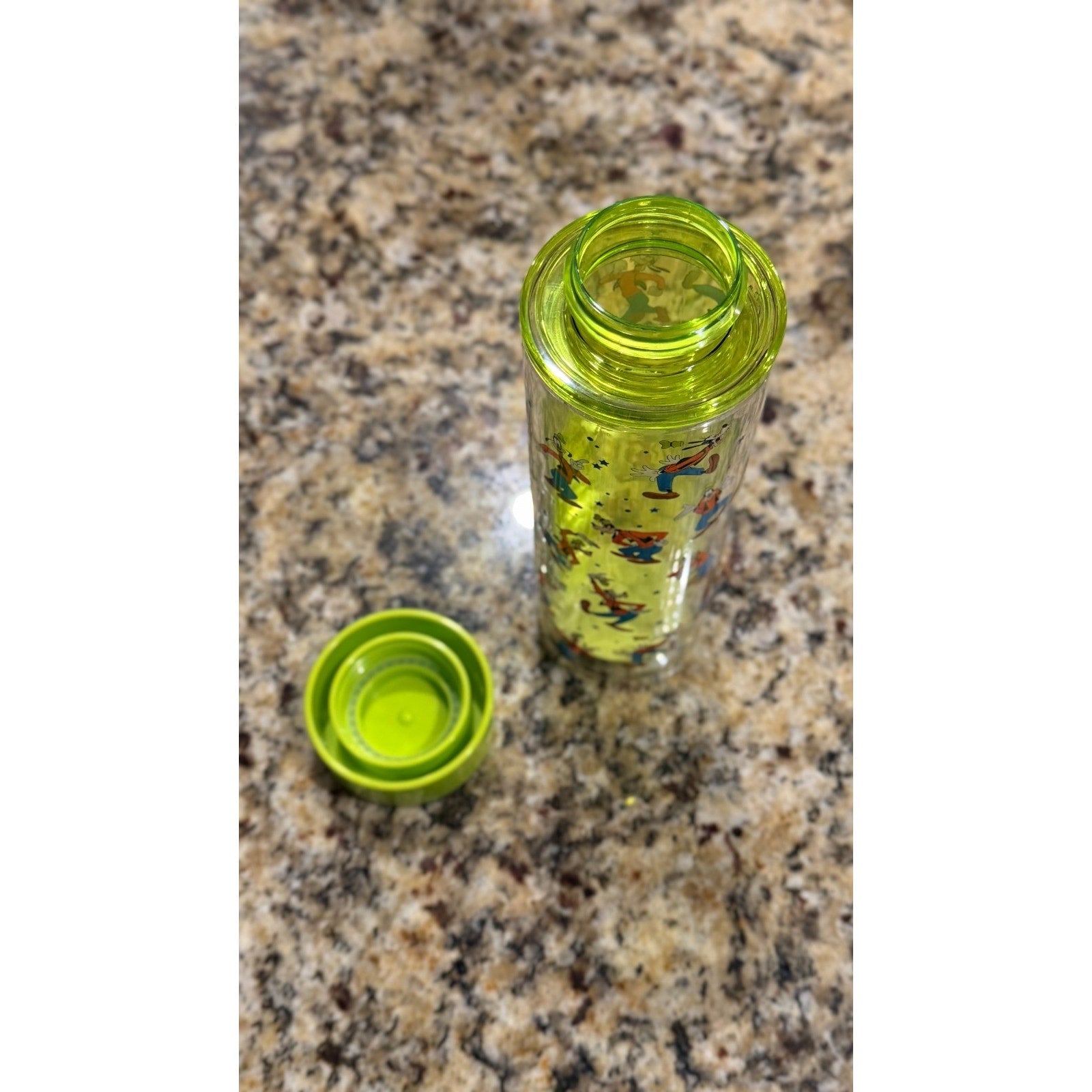 NEW Disney Parks Goofy Lime Green 20oz Water Bottle