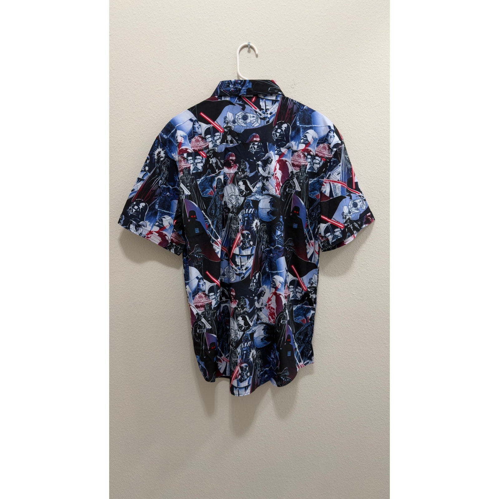 NWT Star Wars RSVLTS "Darth Vader" KUNUFLEX Short Sleeve Shirt - Large