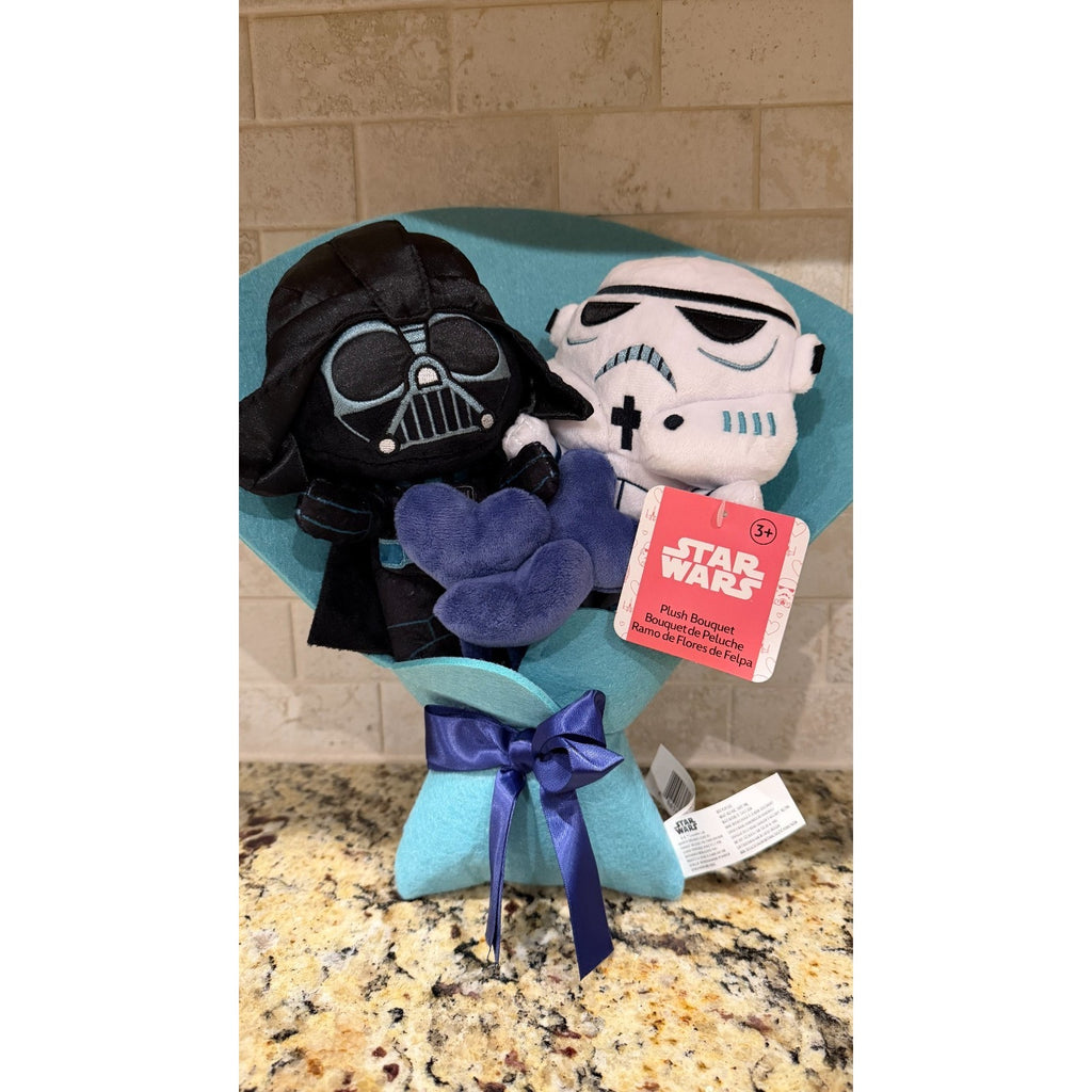 STAR WARS™ Valentine Medium 13-inch Bouquet Plush, 2 Plush Dolls NEW