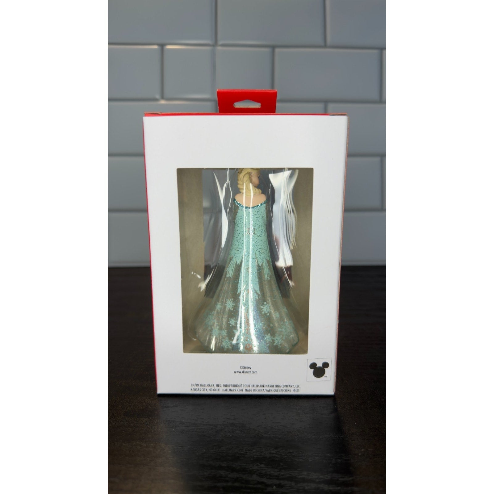 Hallmark Disney Frozen Elsa The Snow Queen Christmas Ornament NEW