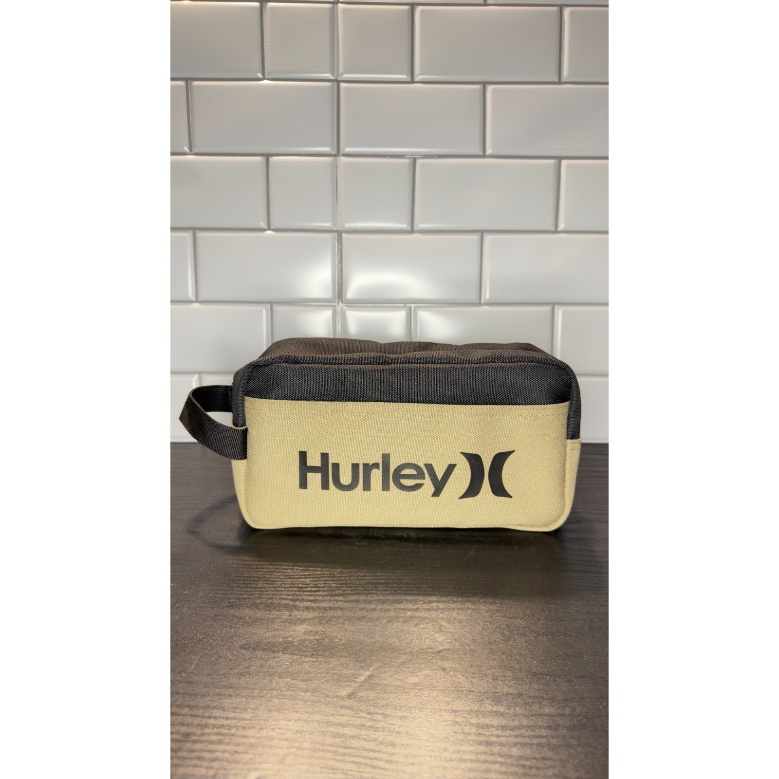 Hurley Men's Toiletry Bag Travel Bag With Zipper Side Pocket Heather Gray NWT