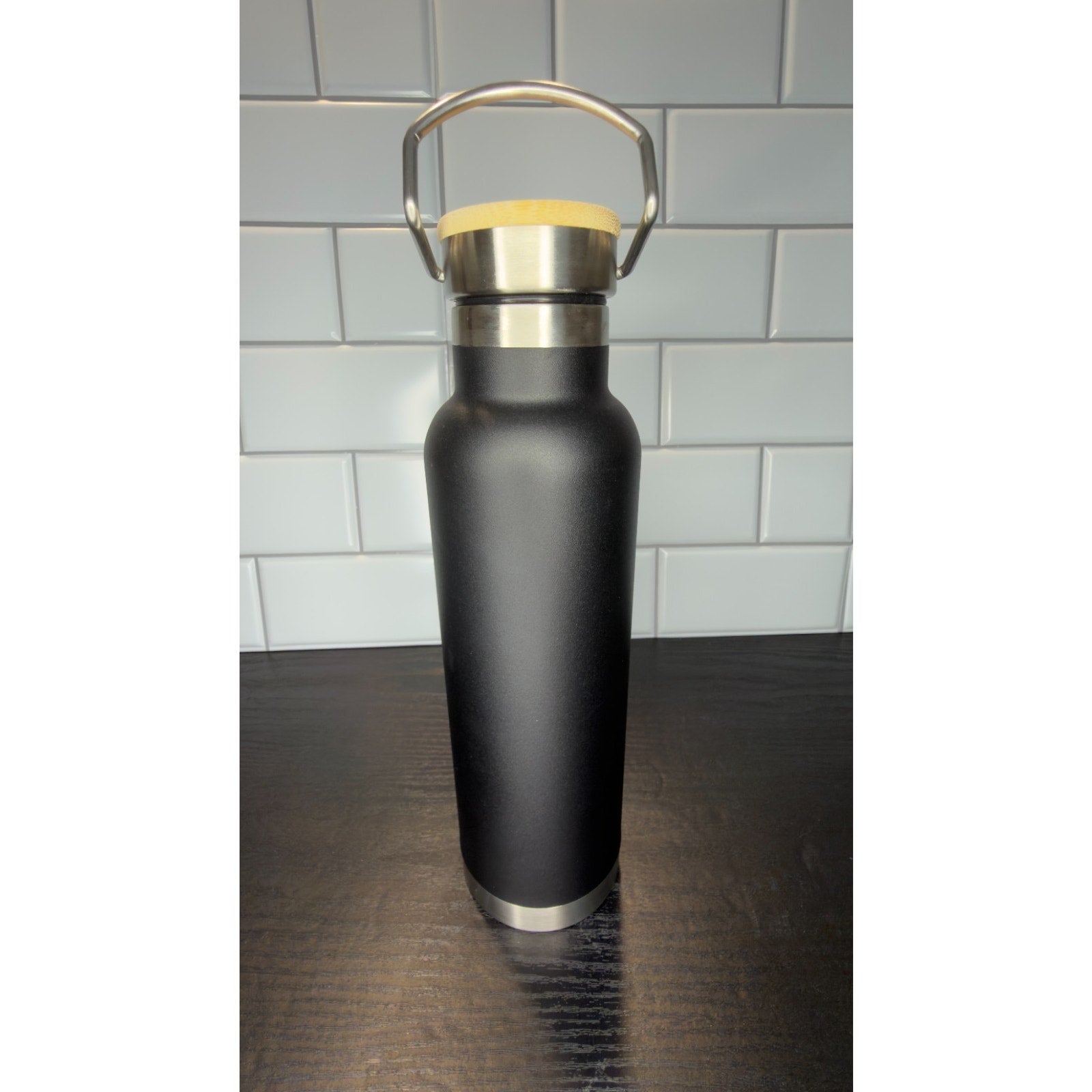 22 oz. Double Wall Stainless Steel Water Bottle - Sleek Black