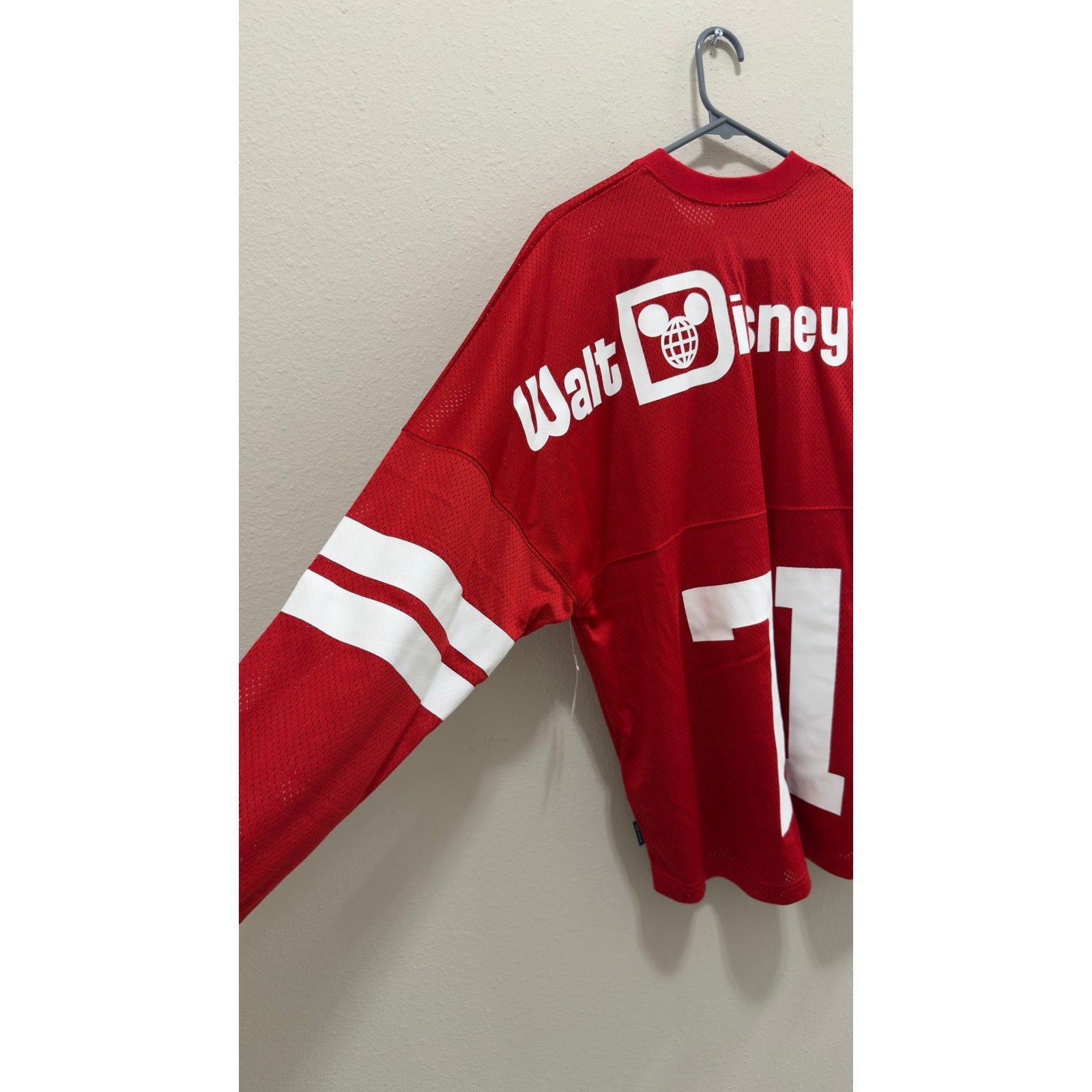 Walt Disney World Red Spirit Jersey Mesh Hockey Jersey NWT Medium Adults