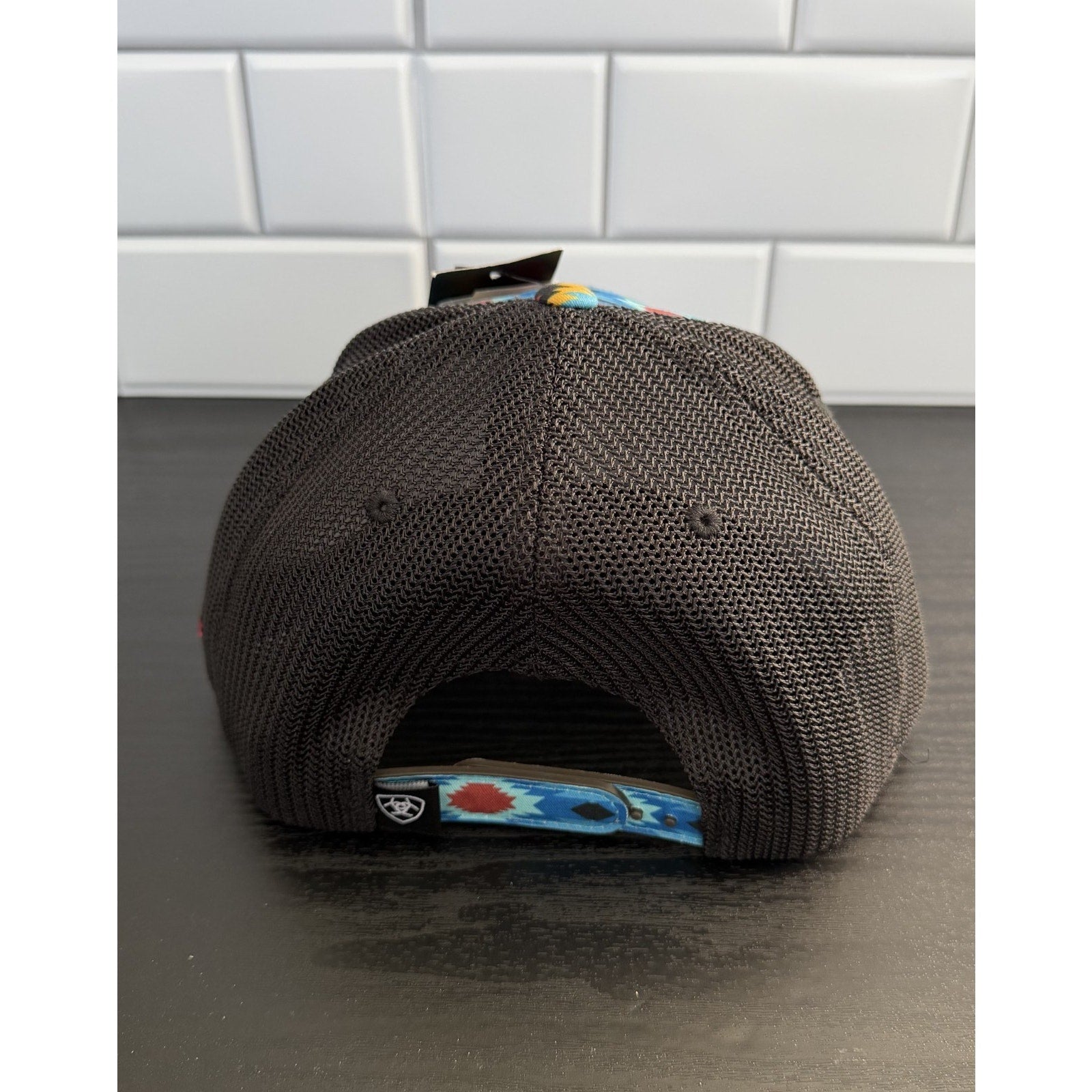 Ariat Men's Southwest Shield Patch FlexFit 110 Snapback Cap NEW