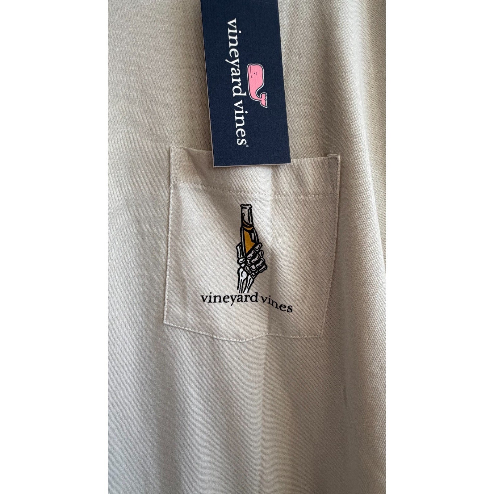 NWT Vineyard Vines Rest In Paradise Whale Pocket Tee Men's Large