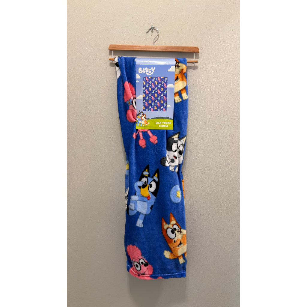 NWT Bluey & Friends Silk Touch Throw Blanket 50x70
