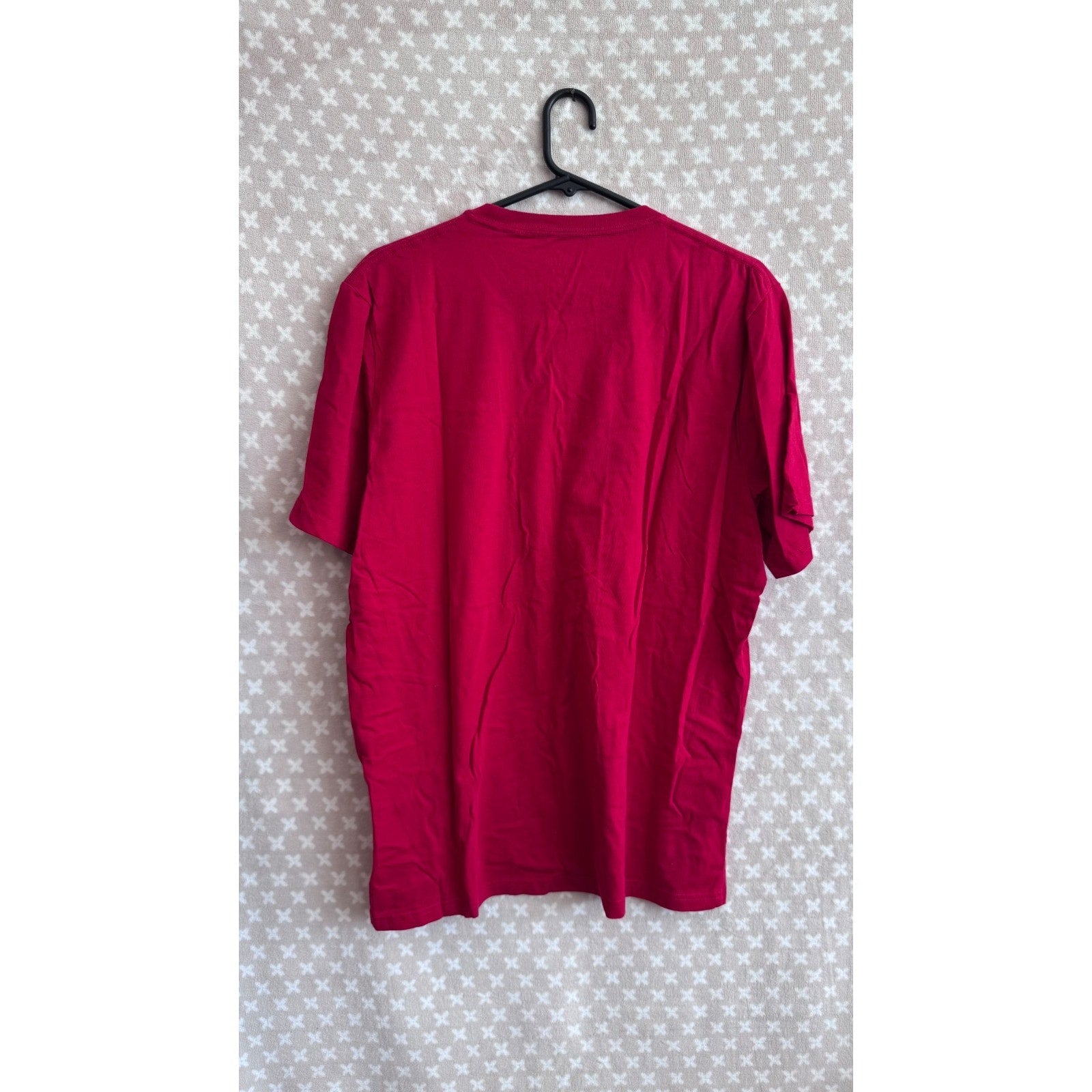 Hollister Men’s Red T-Shirt Size XL Short Sleeve Soft 100% Cotton