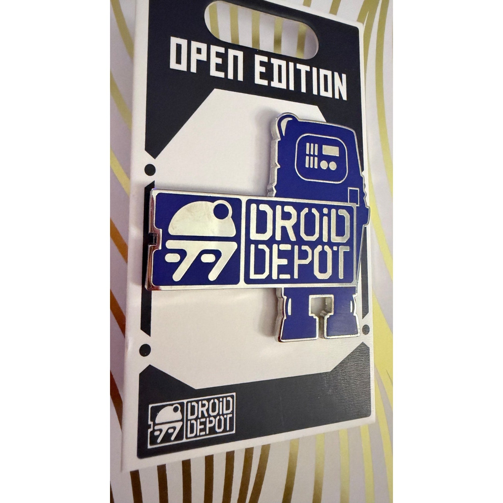 NEW Disney Parks Star Wars: Galaxy's Edge Droid Depot Logo Pin