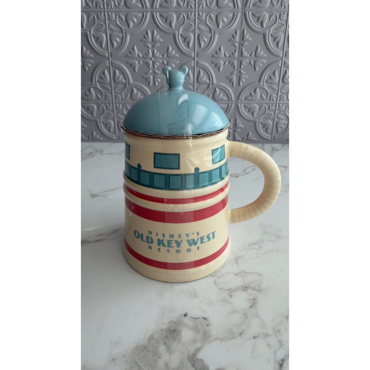 Disney Parks Old Key West Resort Lighthouse Ceramic Lidded Coffee Mug NEW