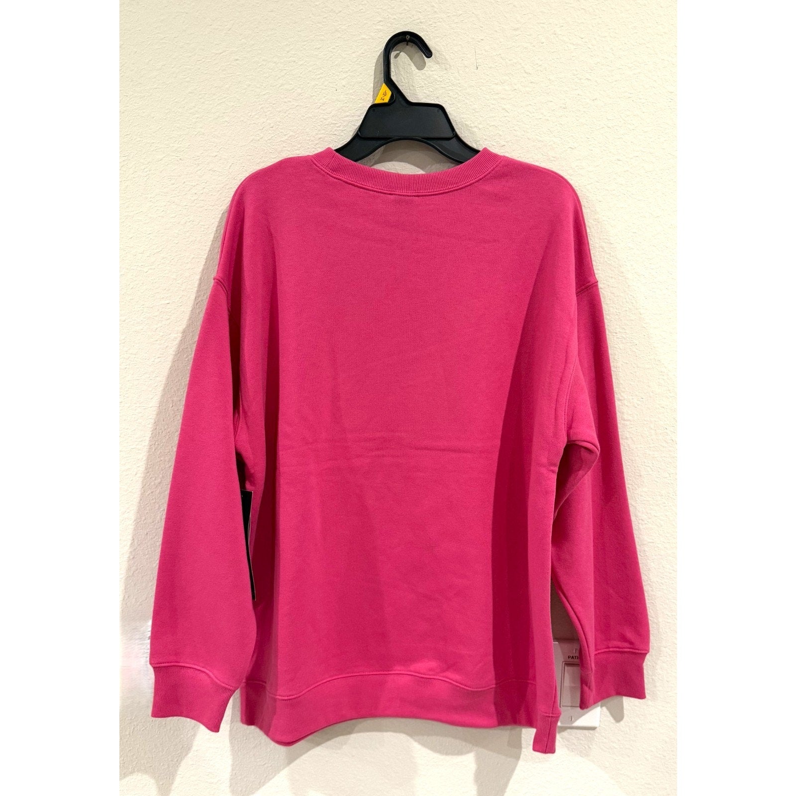 Netflix Stranger Things Women's "Beam Me Up" Graphic Crewneck (Large) - NWT