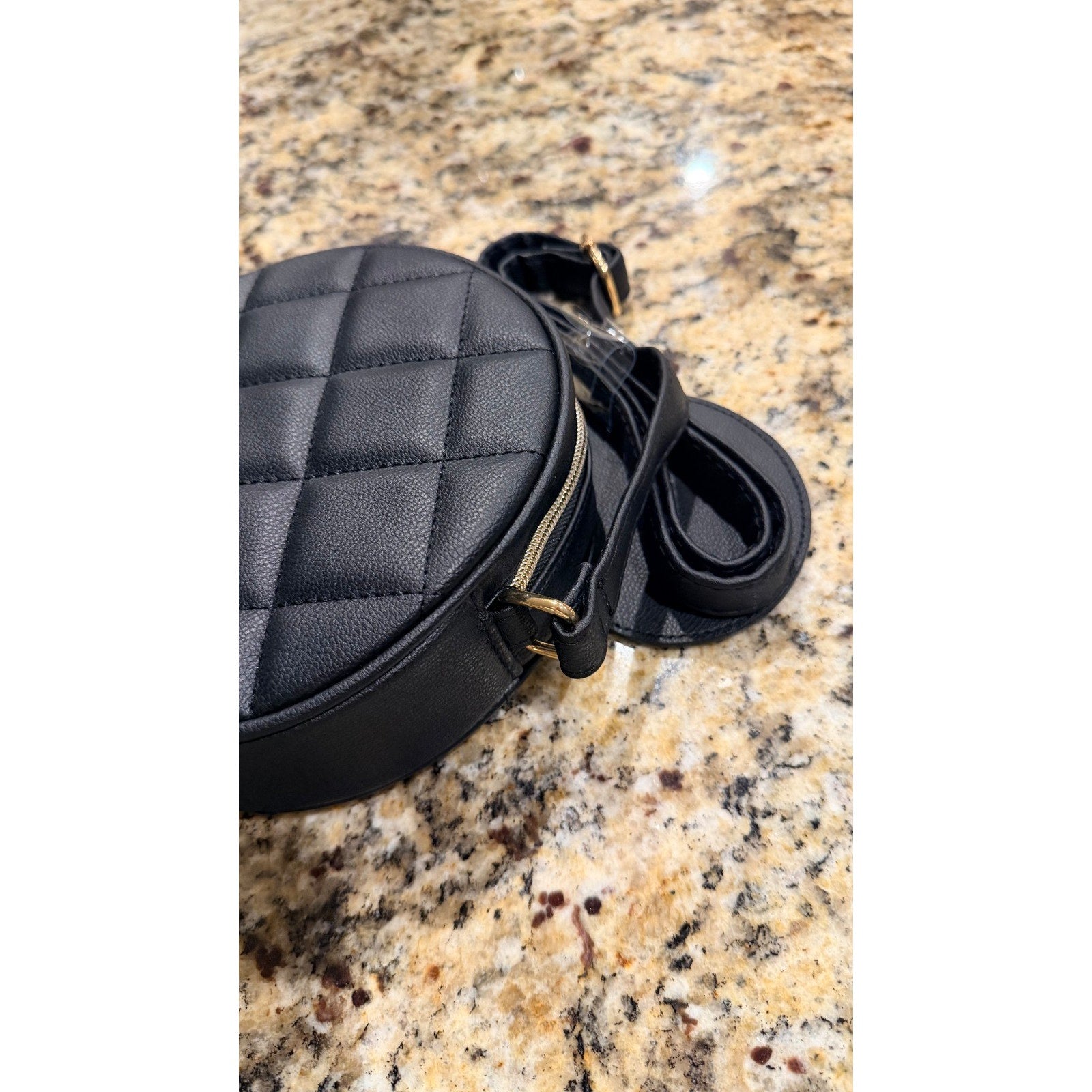 Primark x Disney: Quilted Mickey Mouse Crossbody Bag - New