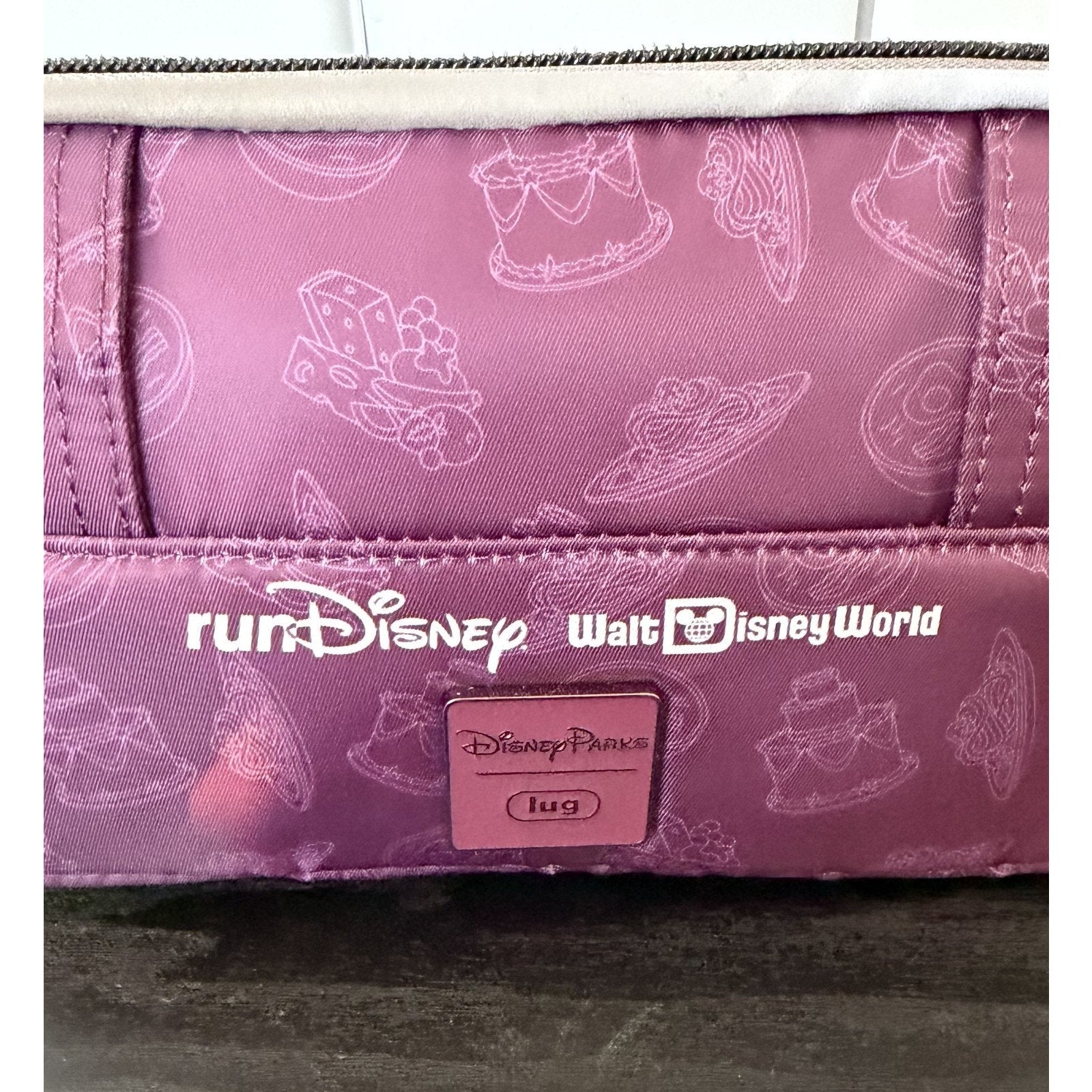 Disney Parks x Lug runDisney Wine & Dine Half Marathon Belt Bag / Fanny Pack NEW