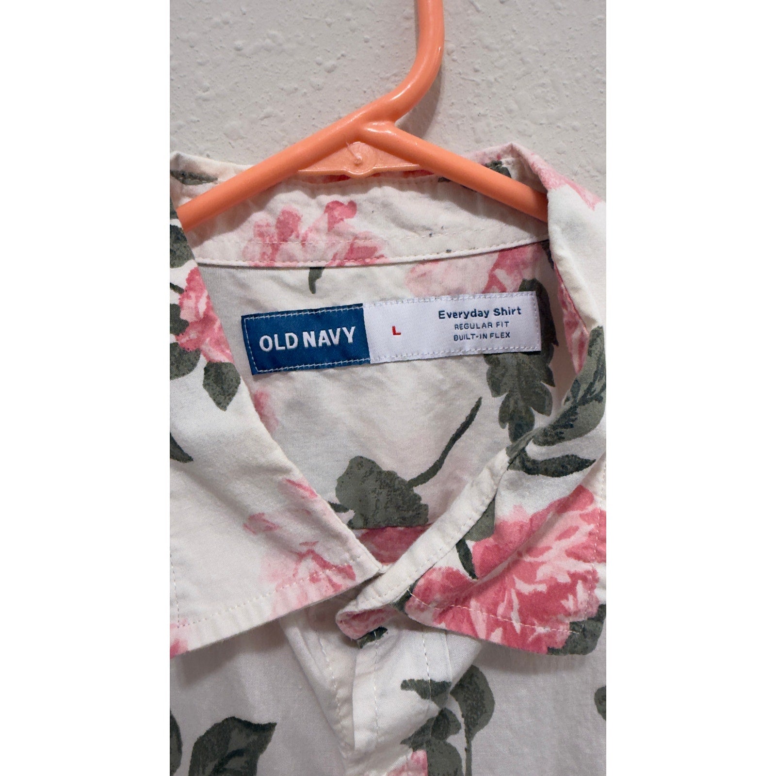 Old Navy Men’s Everyday Shirt Pink Rose Floral Button Down Flex Cream Large