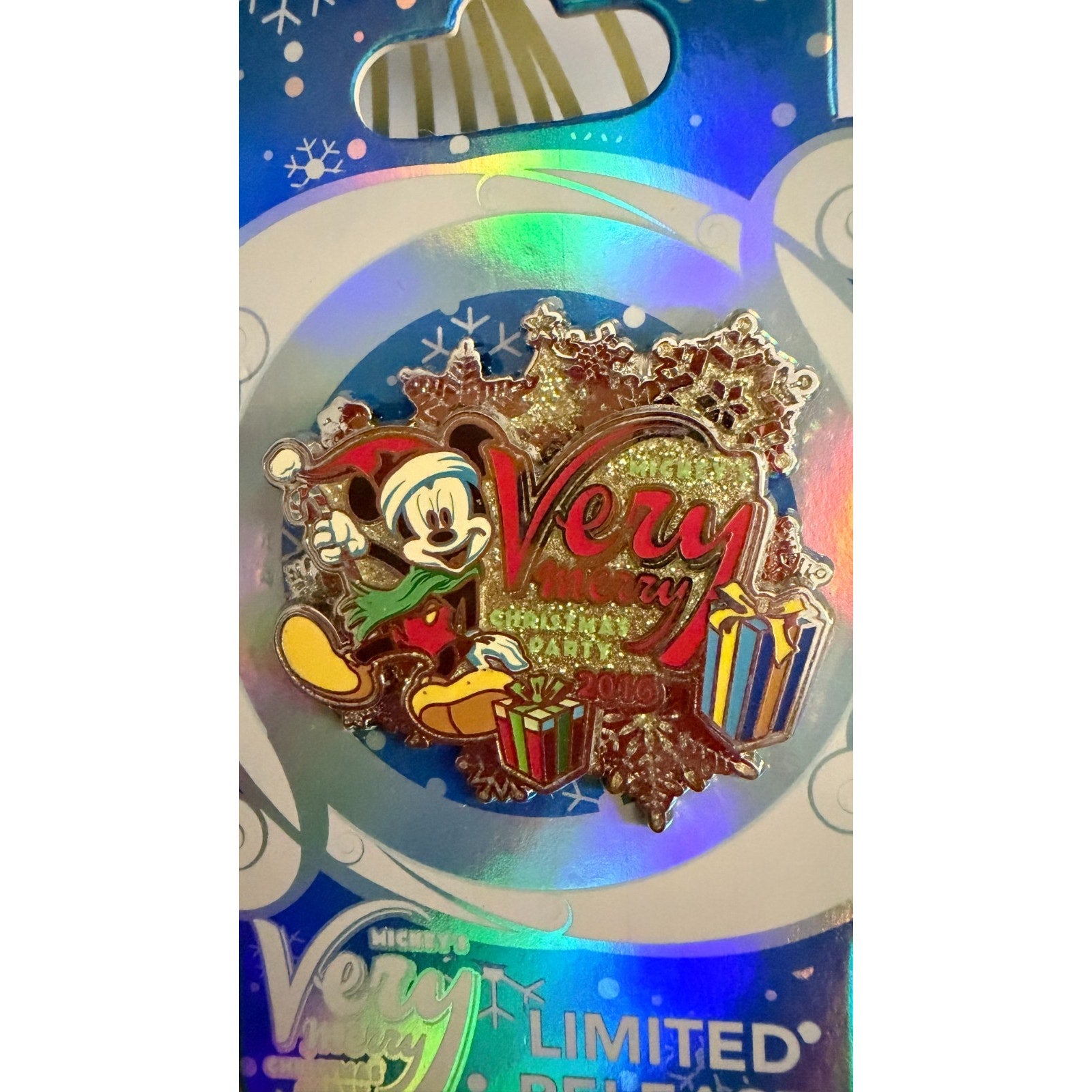 Disney Parks 2016 Mickey’s Very Merry Christmas Party LE Pin NWT
