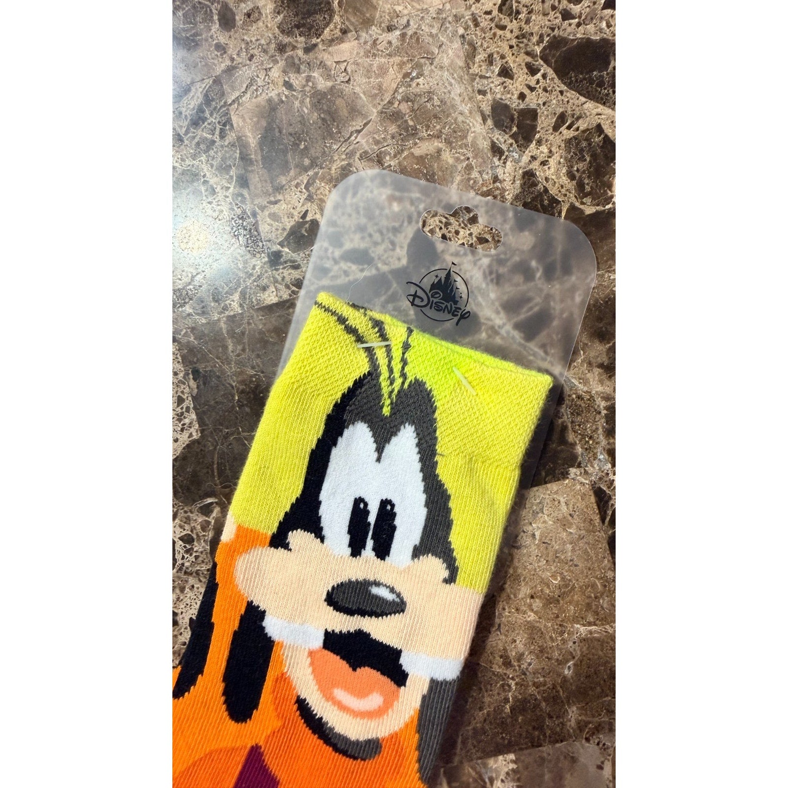 Disney Parks Goofy Character Adult Socks One Size NWT