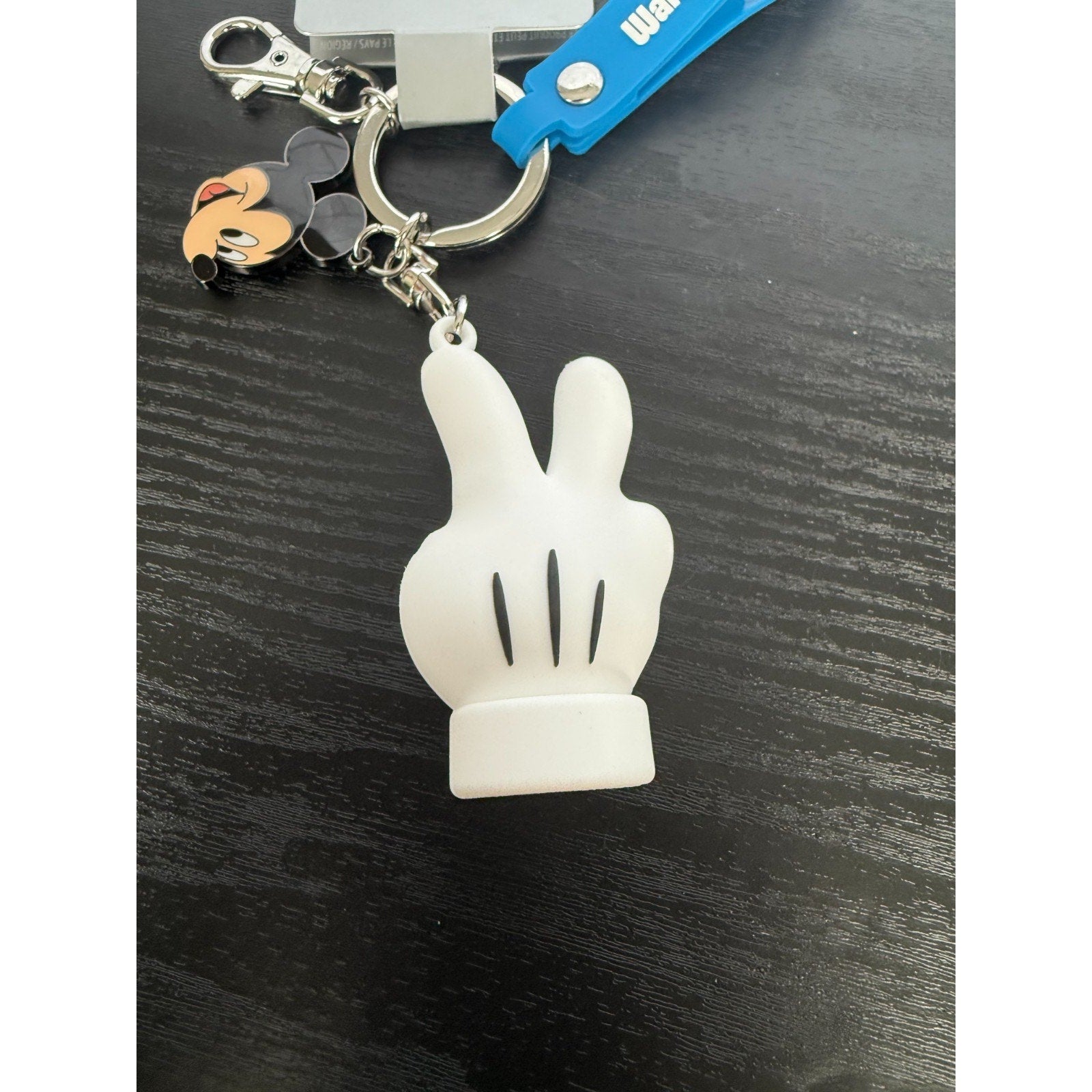 NEW Walt Disney World Mickey Mouse & Glove Walt Disney World Logo Keychain