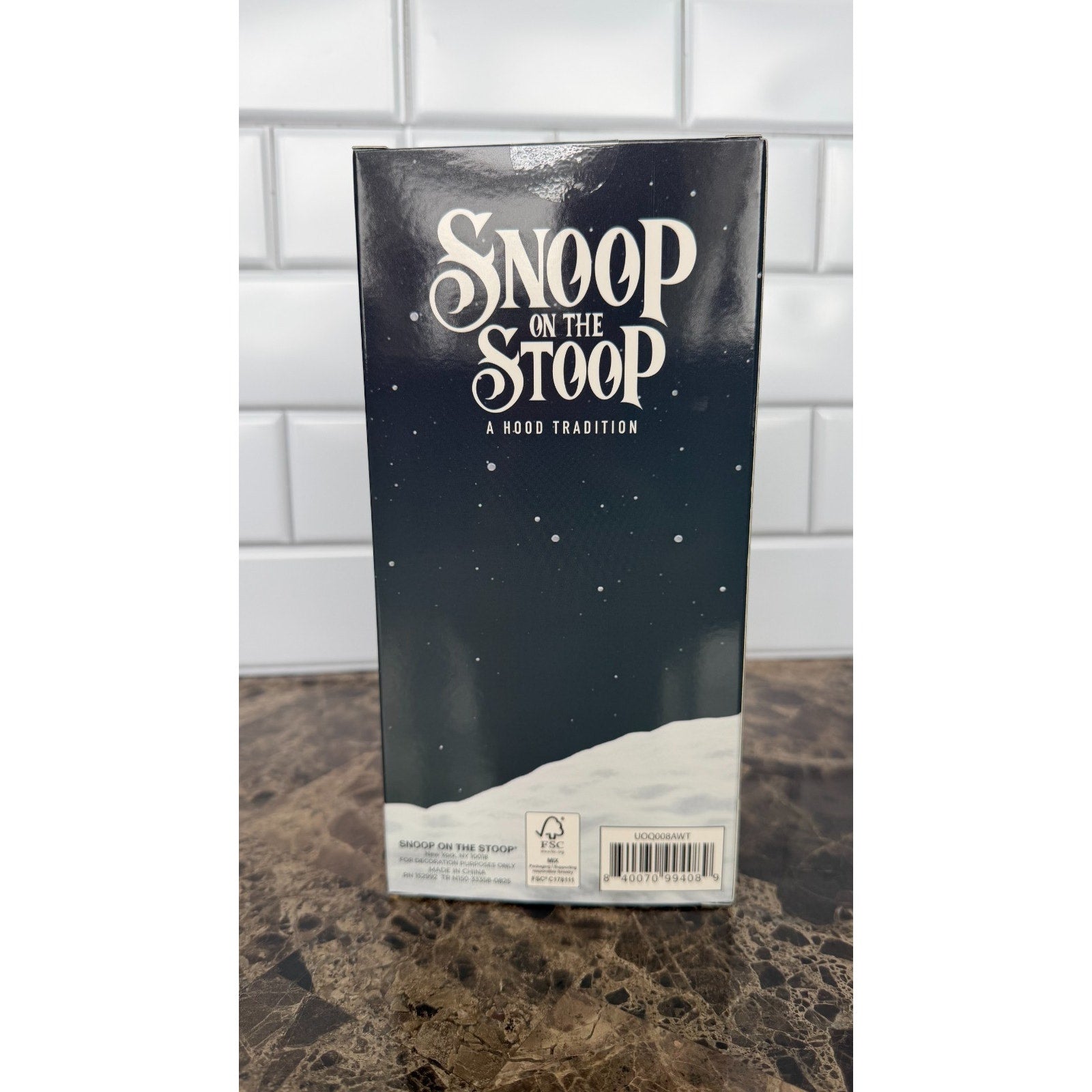 Snoop Dogg "Snoop on The Stoop" Holiday Bobblehead NEW
