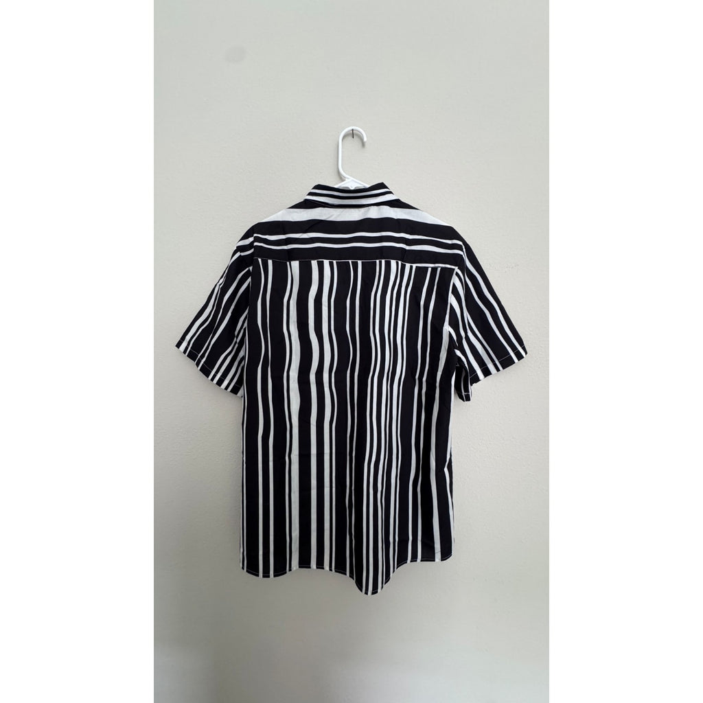 Vatpave Black & White Vertical Stripe Short Sleeve Shirt (L) NWT