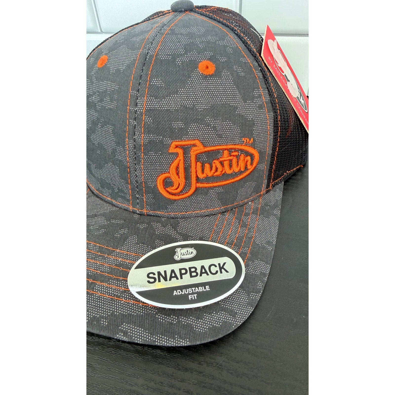 Justin Boots Camo Orange Logo Trucker Hat – NWT