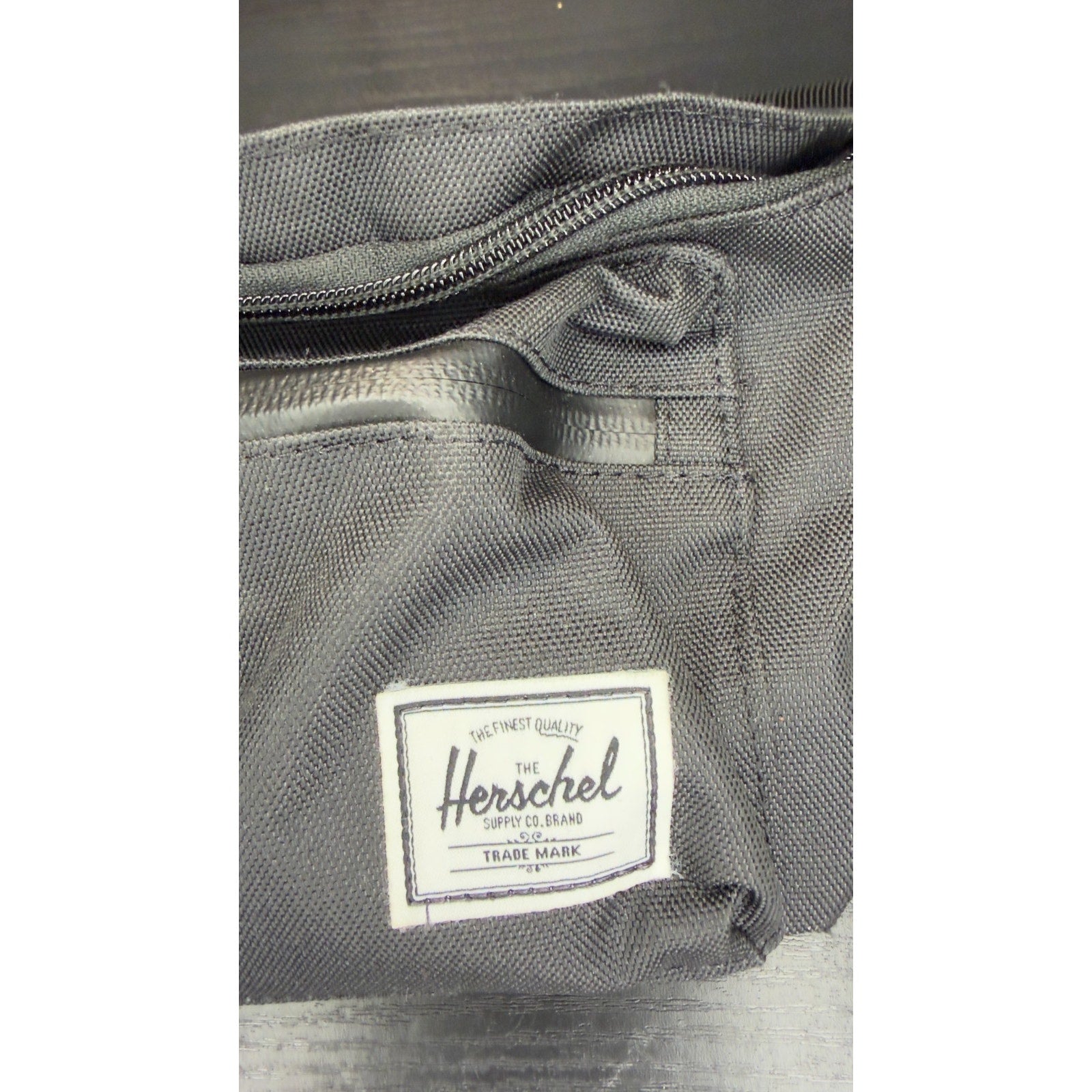 Herschel Supply Co. Hip Pack — Black NWOT