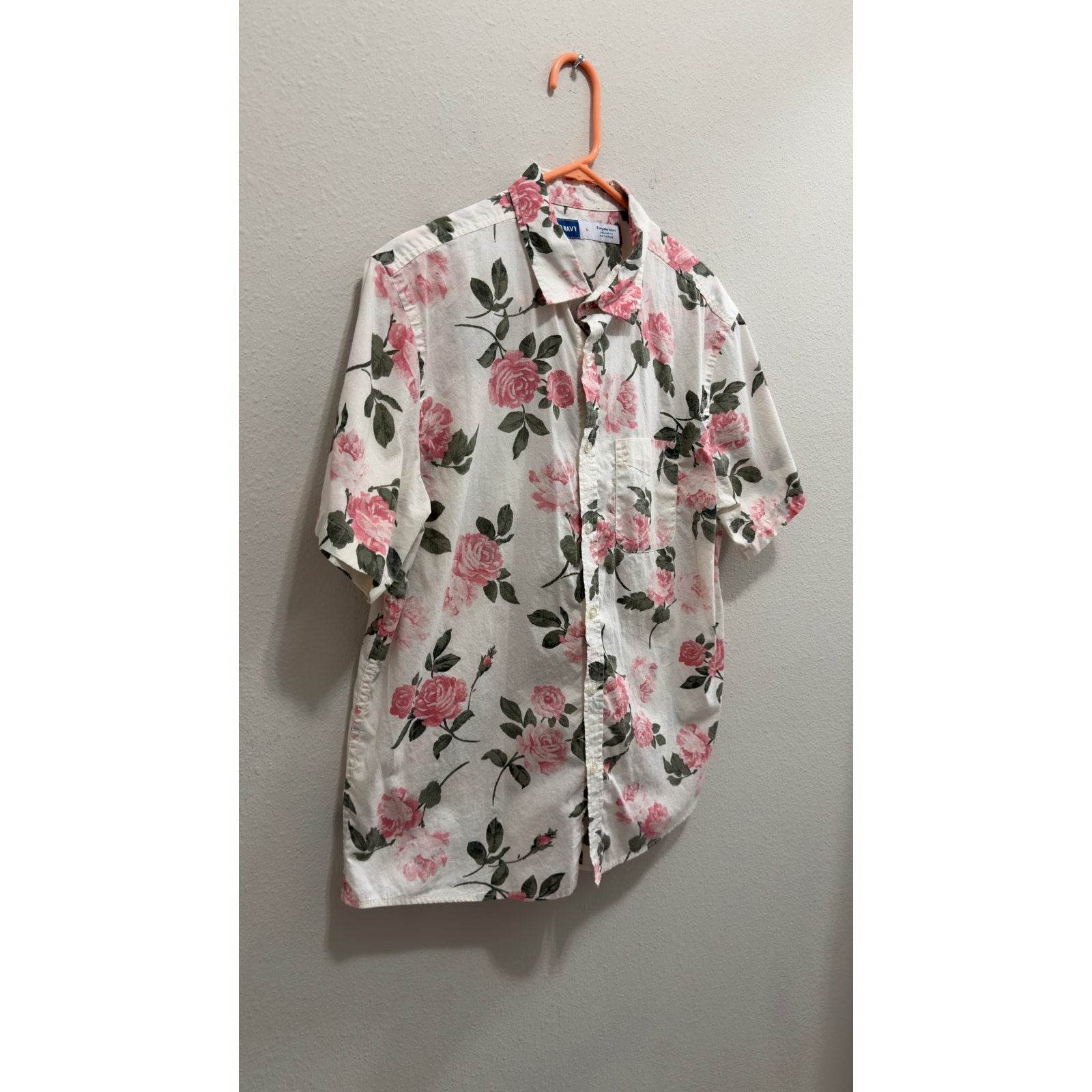 Old Navy Men’s Everyday Shirt Pink Rose Floral Button Down Flex Cream Large