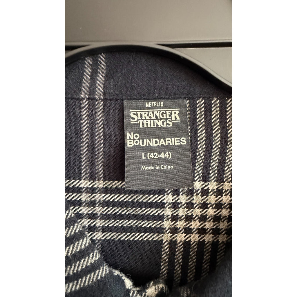 NEW Netflix Stranger Things Bradley’s Big Buy Cotton Flannel – Men’s Large