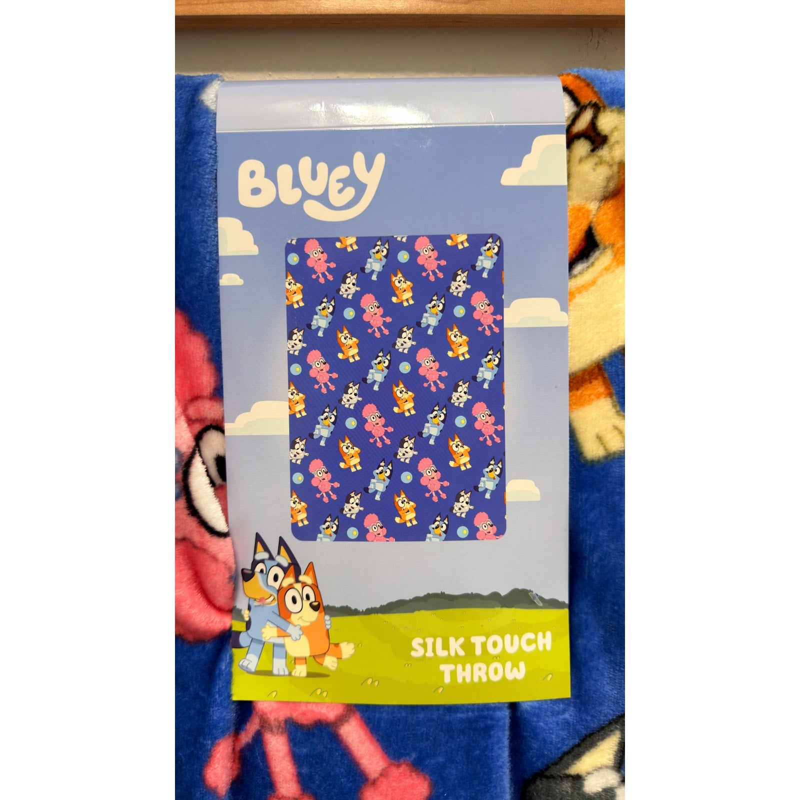 NWT Bluey & Friends Silk Touch Throw Blanket 50x70