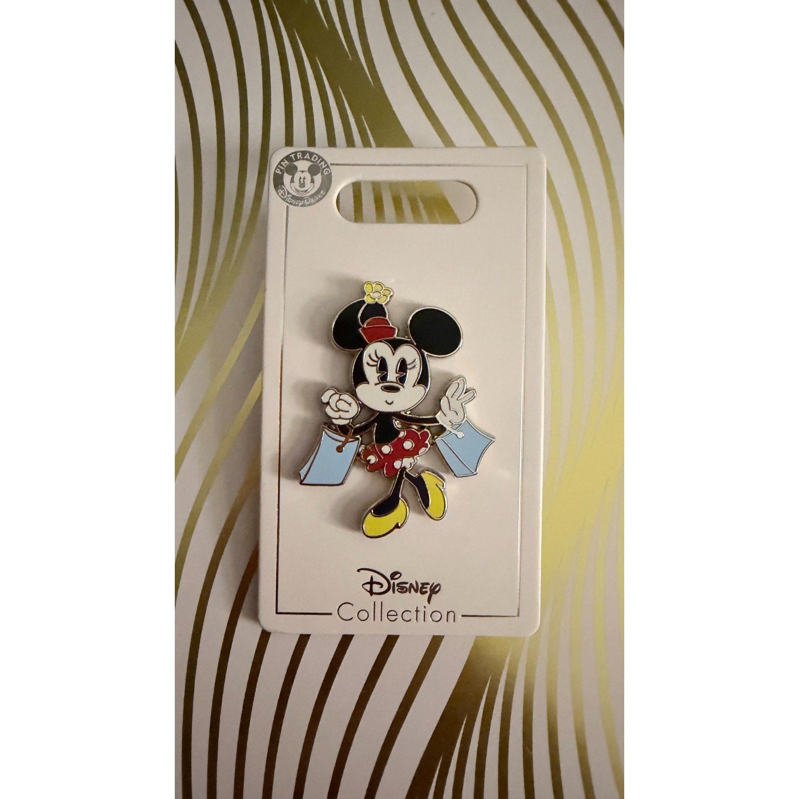 Disney Parks 2020 Minnie Mouse Shopping Bags Pin