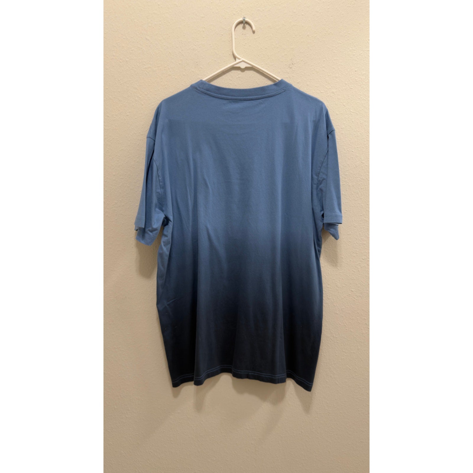 Original Use Men's Ombre Dip-Dye Short Sleeve T-Shirt Blue Size Large NWT