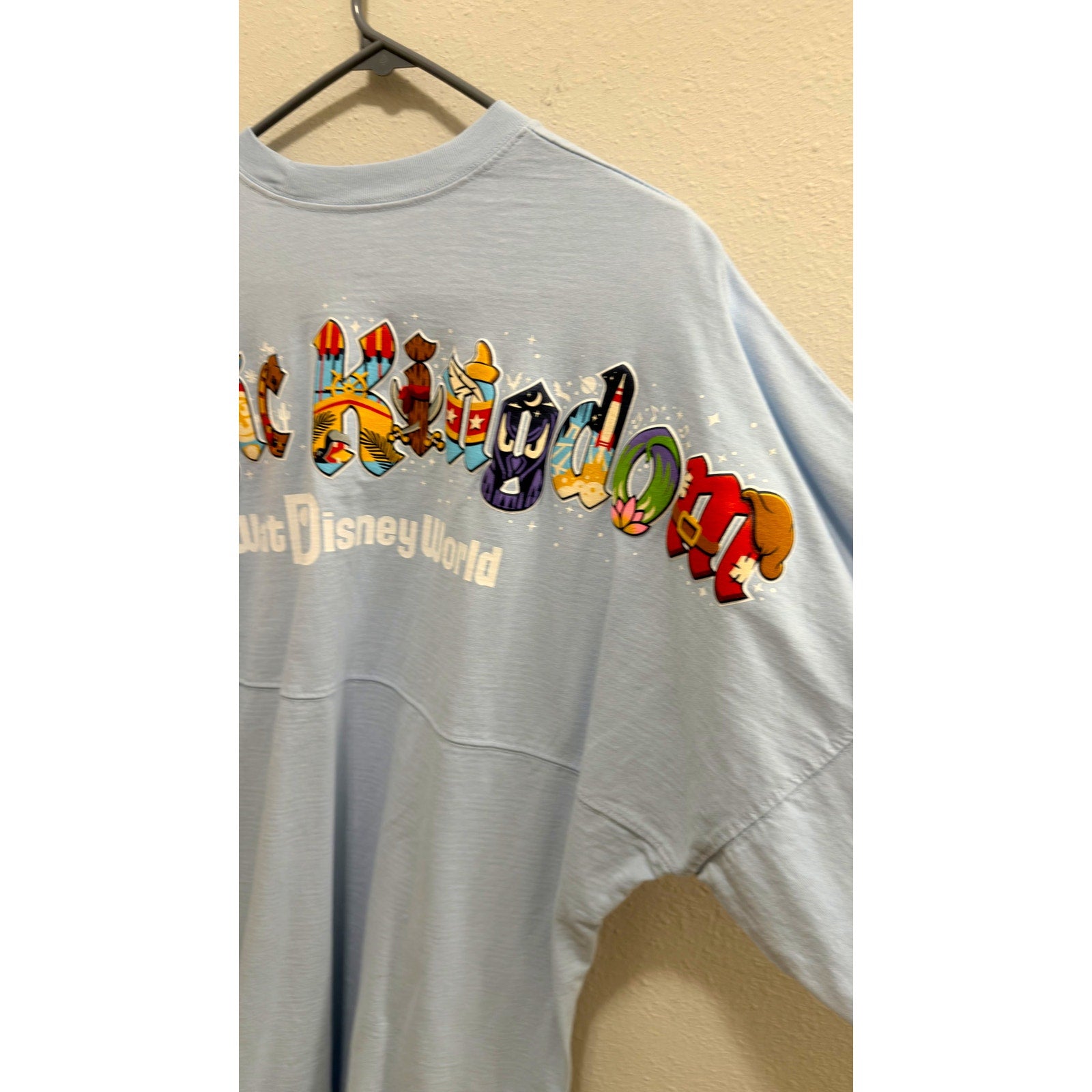 Walt Disney World Magic Kingdom Park Icons Spirit Jersey Light Blue Large NWT
