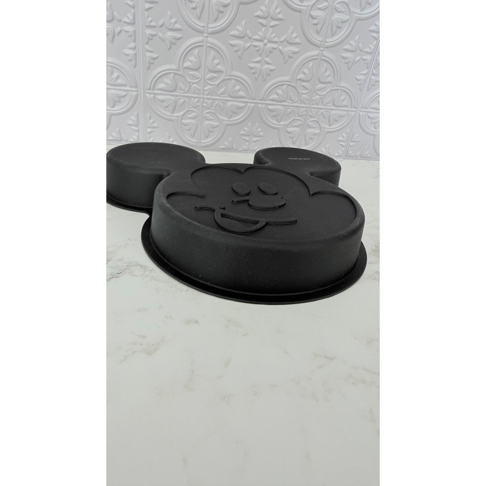 Disney Parks Mousewares Mickey Mouse Silicone Cake Mold Pan NWOT