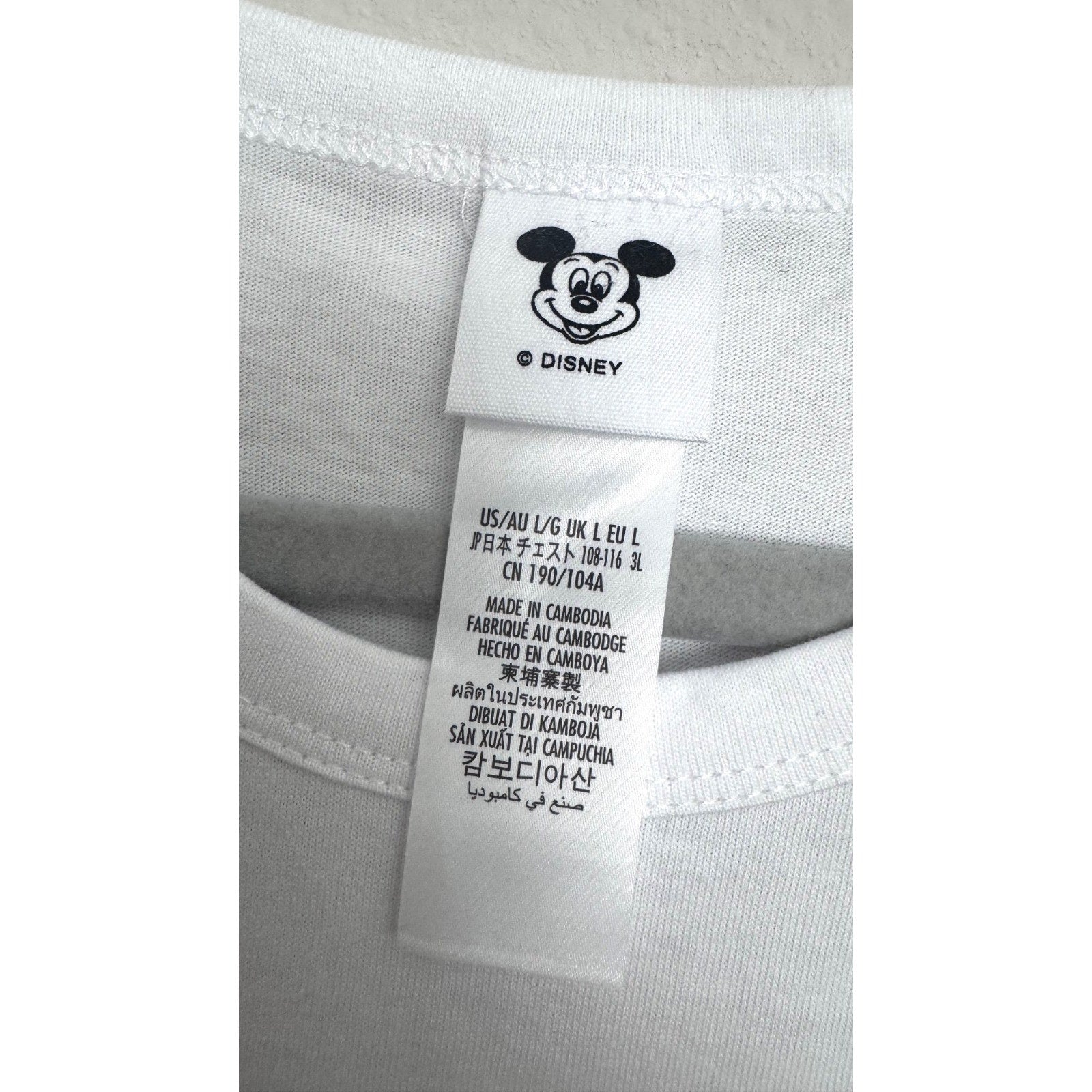 Walt Disney World Standing Mickey Sleeveless Tank Top (NWT) Large
