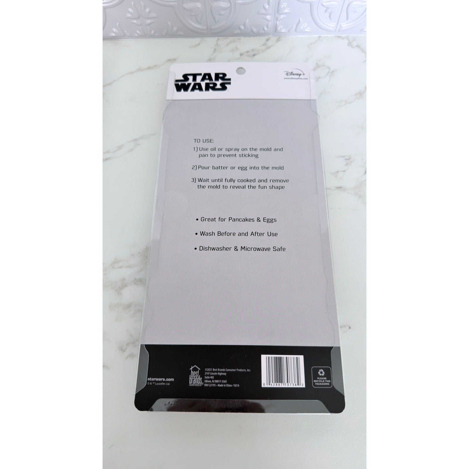 NEW Star Wars The Mandalorian 2pc Silicone Breakfast Mold Rings - Grogu & Frog